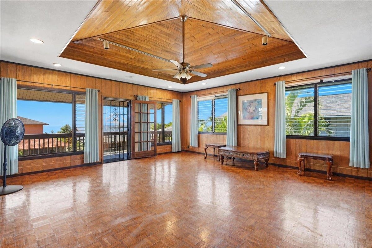 824  Hopoe St Lahainaluna, Lahaina home - photo 3 of 46
