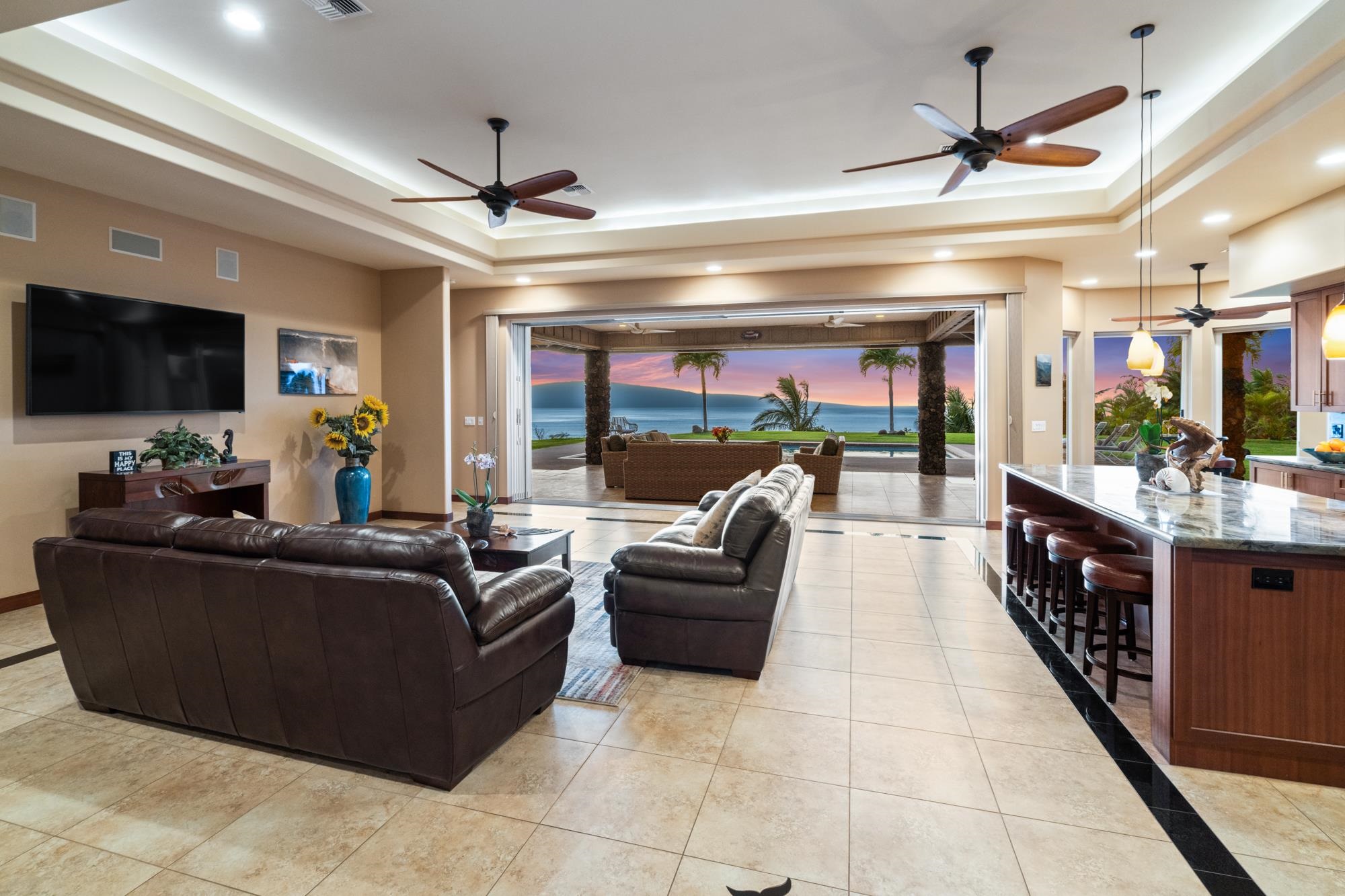 83  Lau Niu Way , Lahaina home - photo 11 of 50