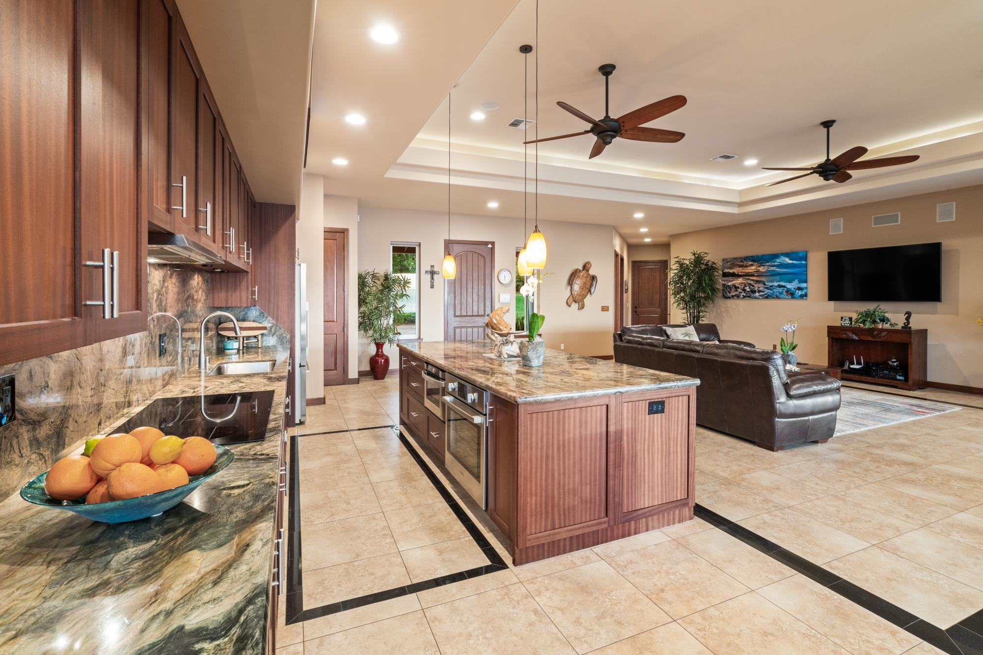 83  Lau Niu Way , Lahaina home - photo 14 of 50