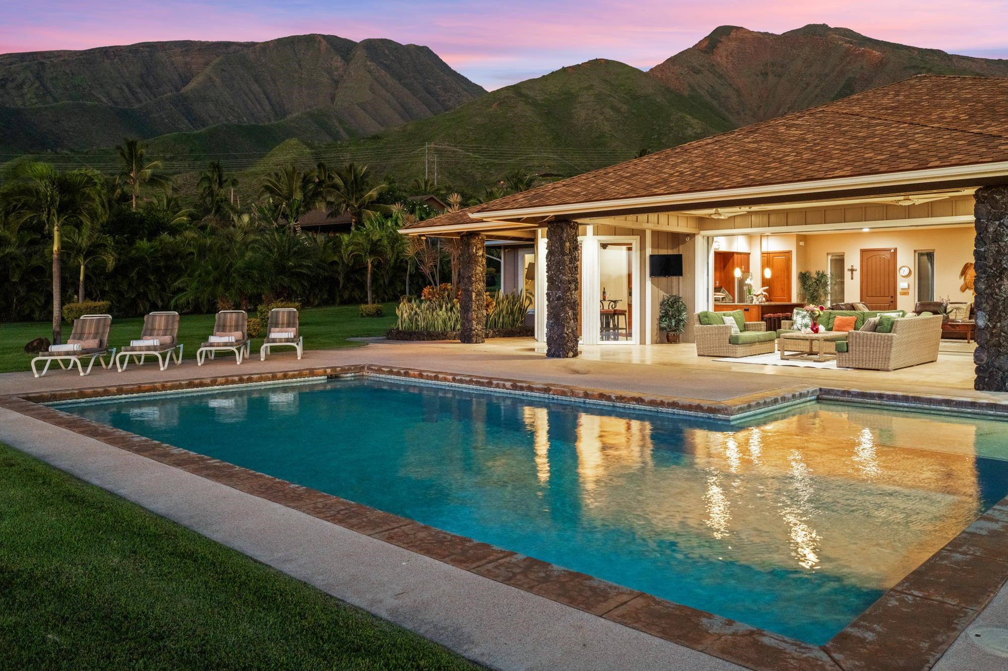 83  Lau Niu Way , Lahaina home - photo 34 of 50