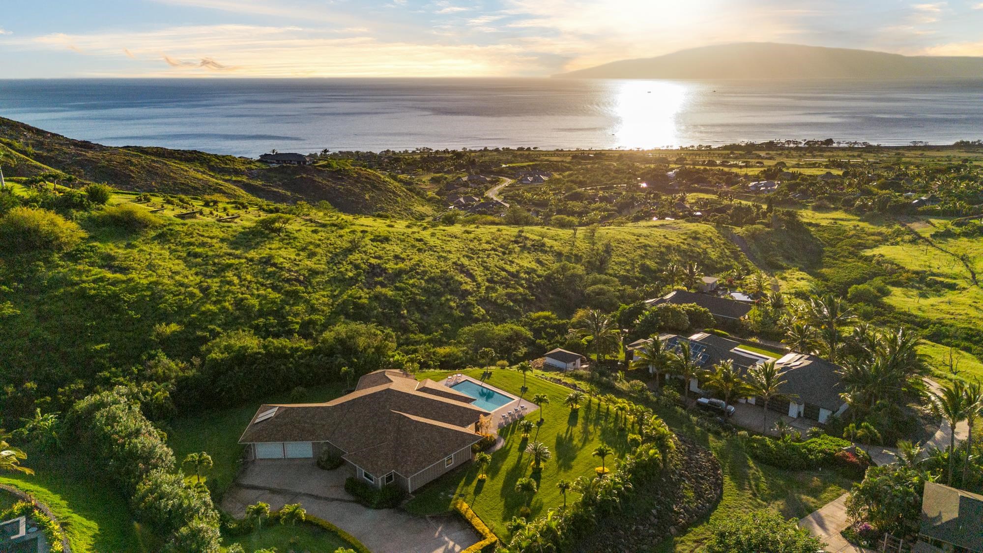 83  Lau Niu Way , Lahaina home - photo 43 of 50