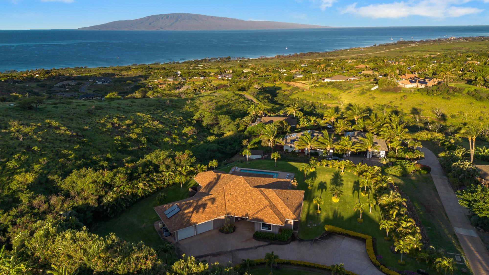 83  Lau Niu Way , Lahaina home - photo 45 of 50