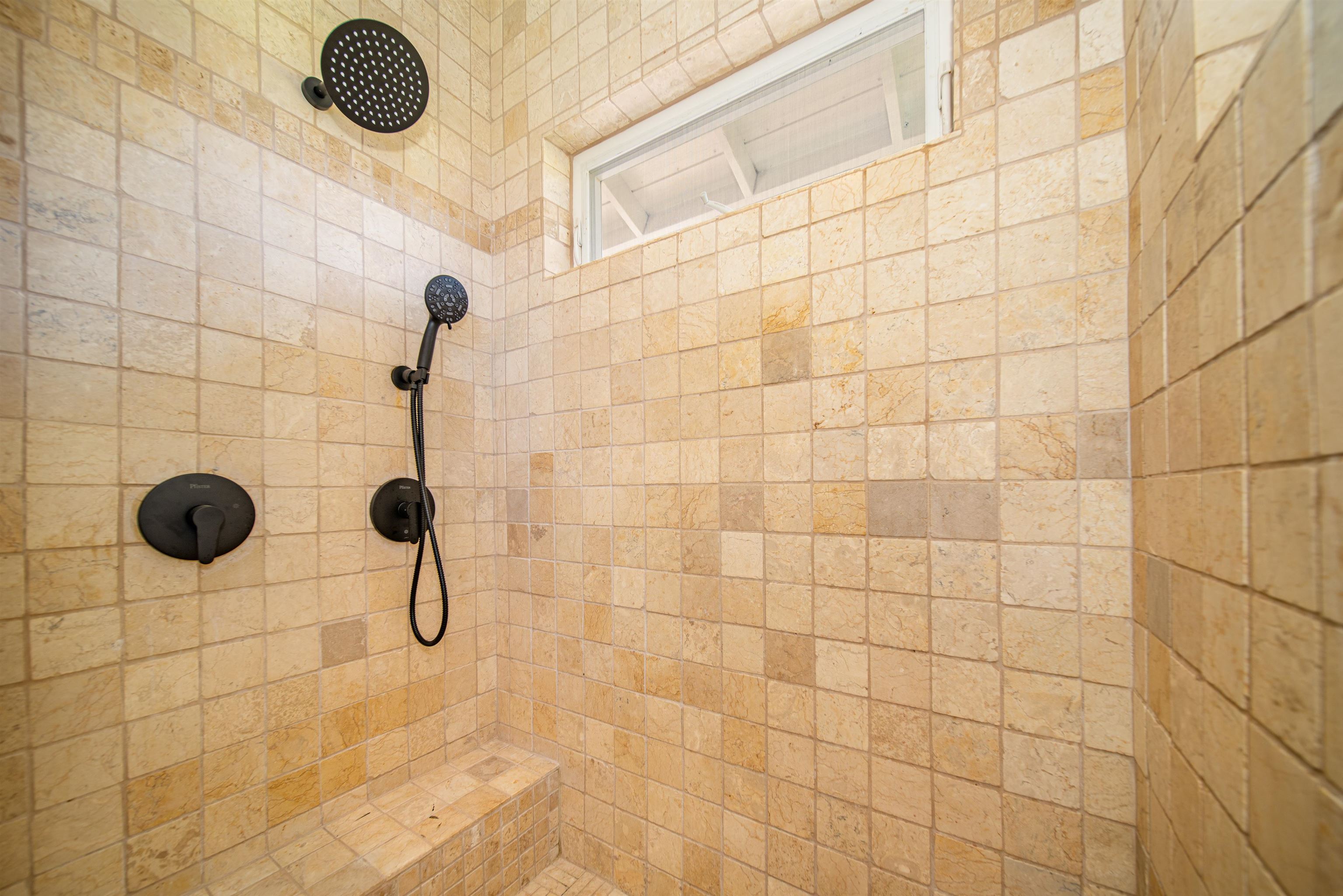 83  Wailau Pl Launiupoko, Lahaina home - photo 15 of 50