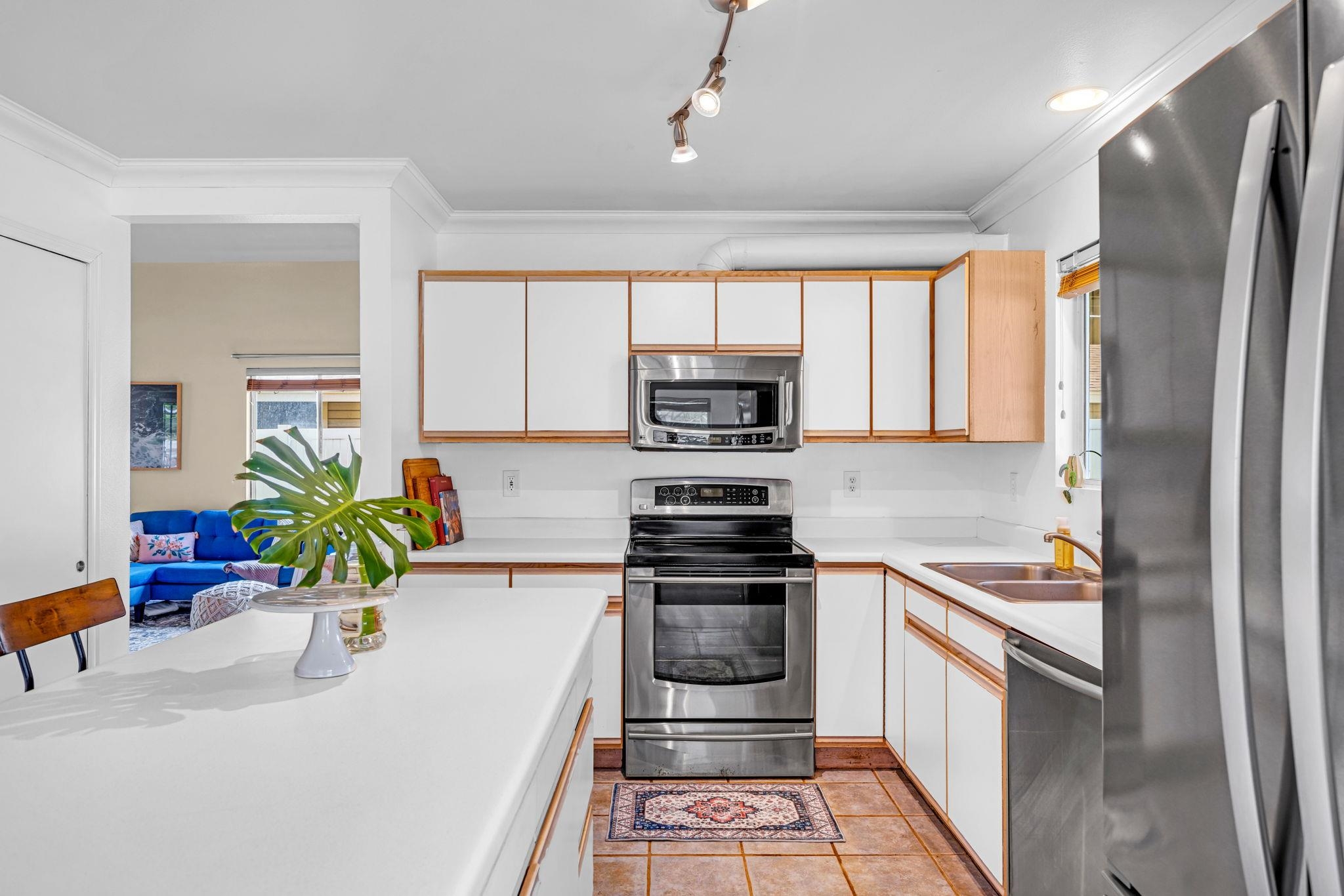 832  Mahealani St , Kihei home - photo 12 of 50