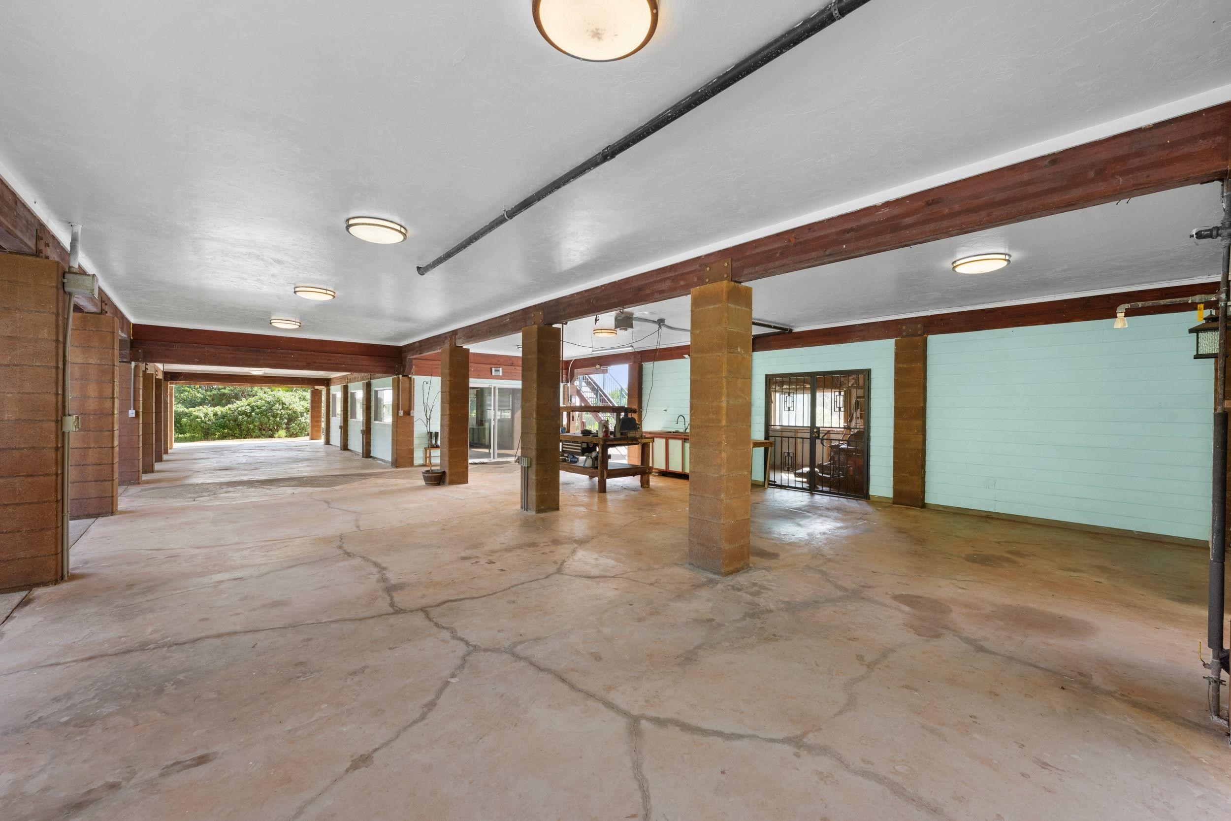 8320  Kamehameha V Hwy Mapulehu, Molokai home - photo 35 of 44