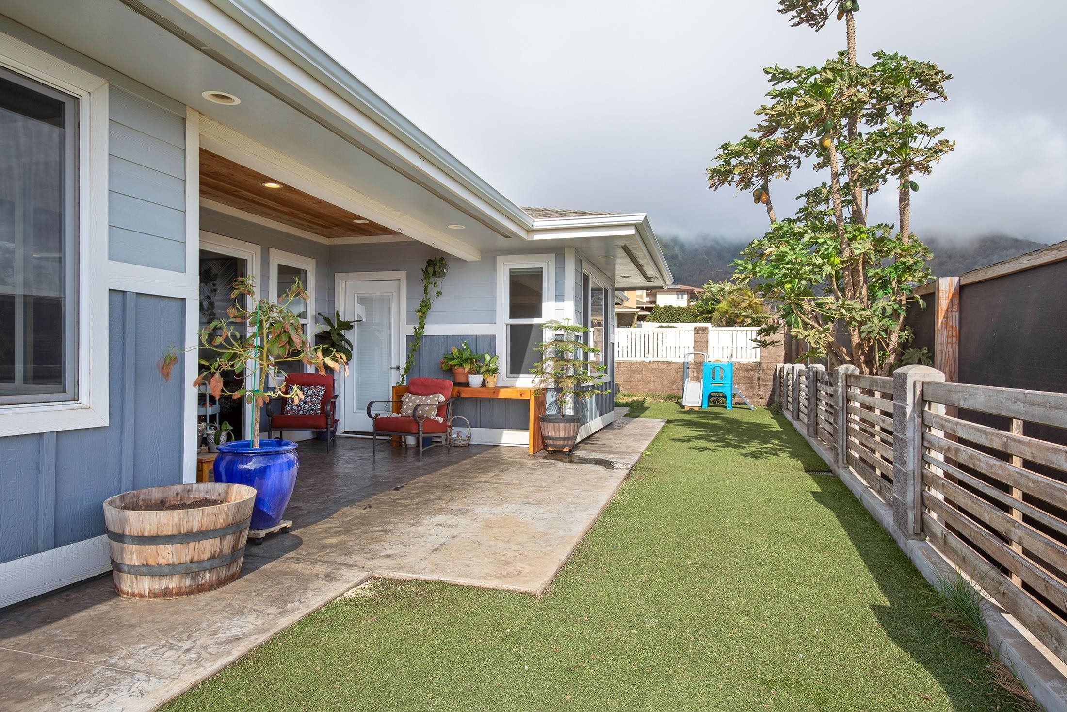 84  Koani Loop , Wailuku home - photo 23 of 25