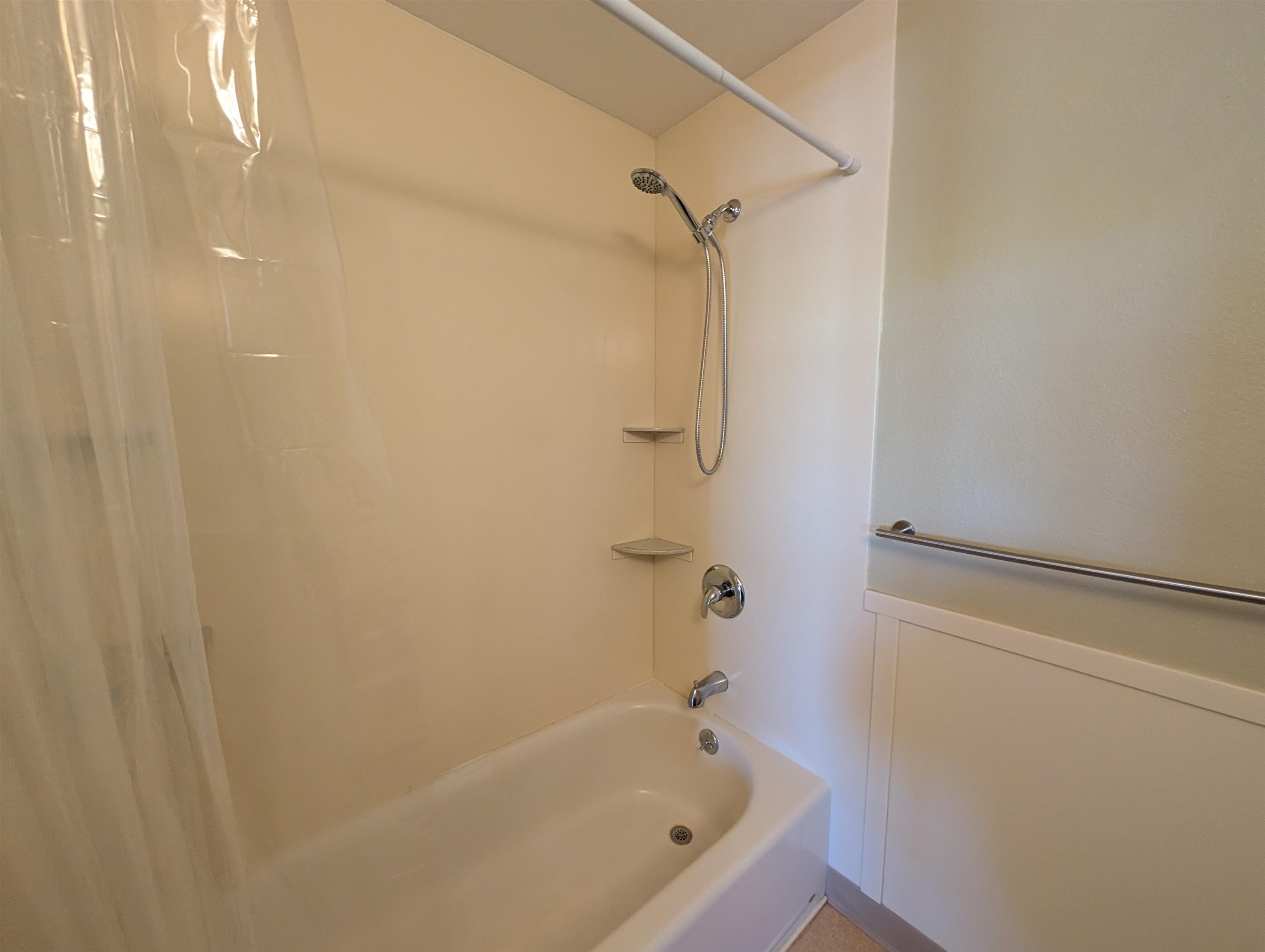 845  Kekoa Pl Waiehu Heights, Wailuku home - photo 27 of 49