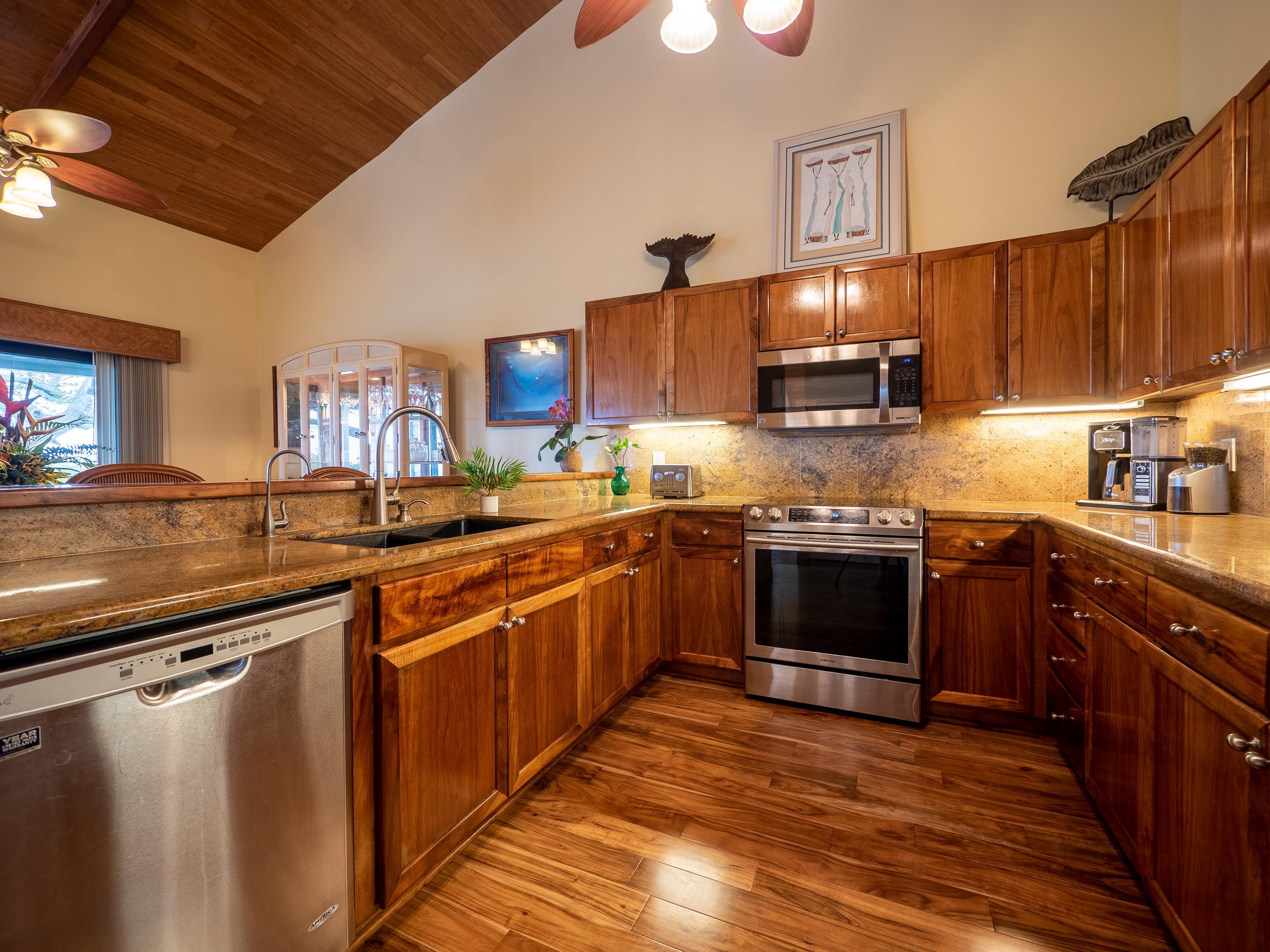 85  Hui F Rd , Napili/Kahana/Honokowai home - photo 11 of 39