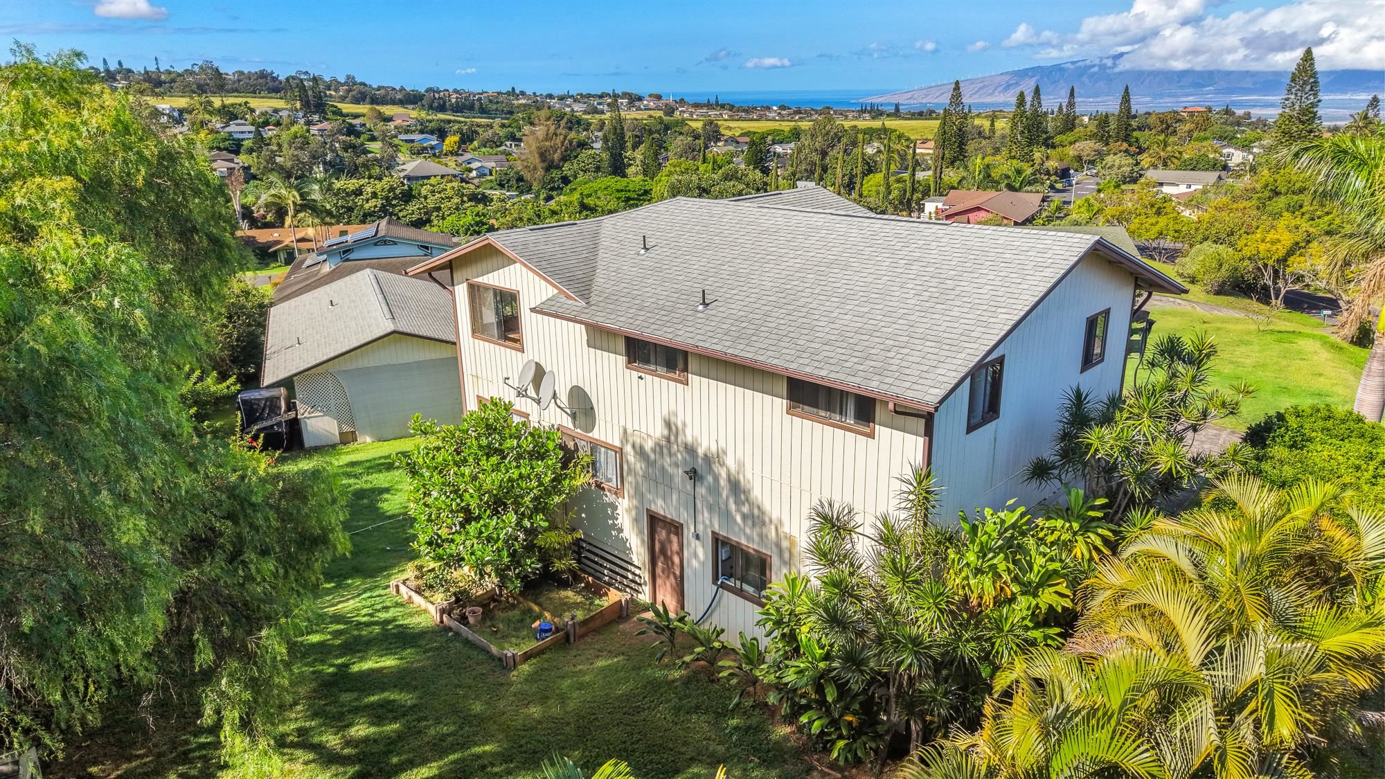 85  Ulana St Maui Uplands, Makawao/Olinda/Haliimaile home - photo 35 of 42