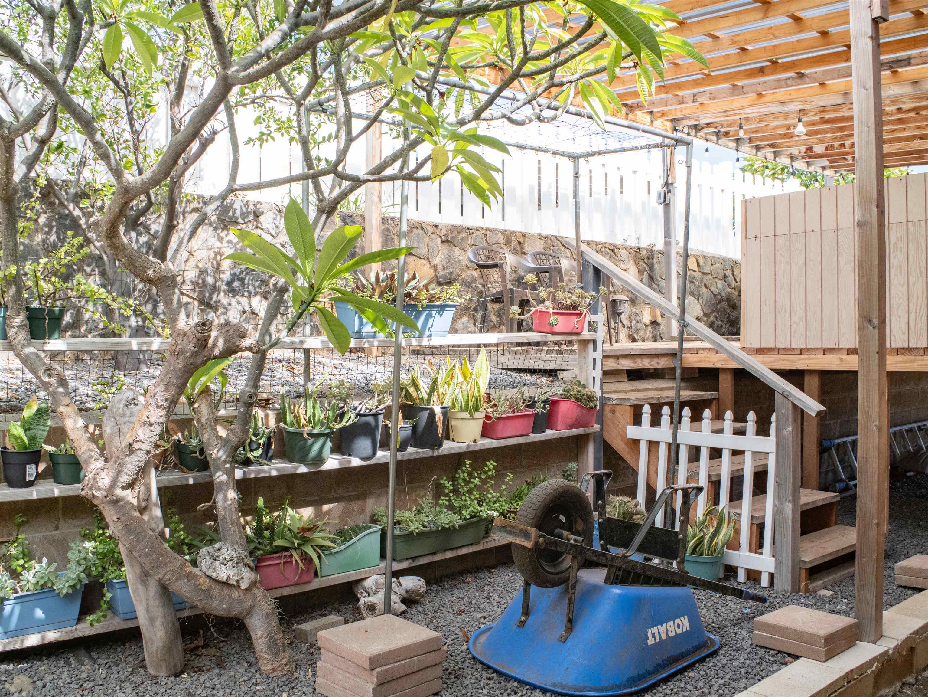 850  Makaala Dr Waiehu Terrace, Wailuku home - photo 21 of 28