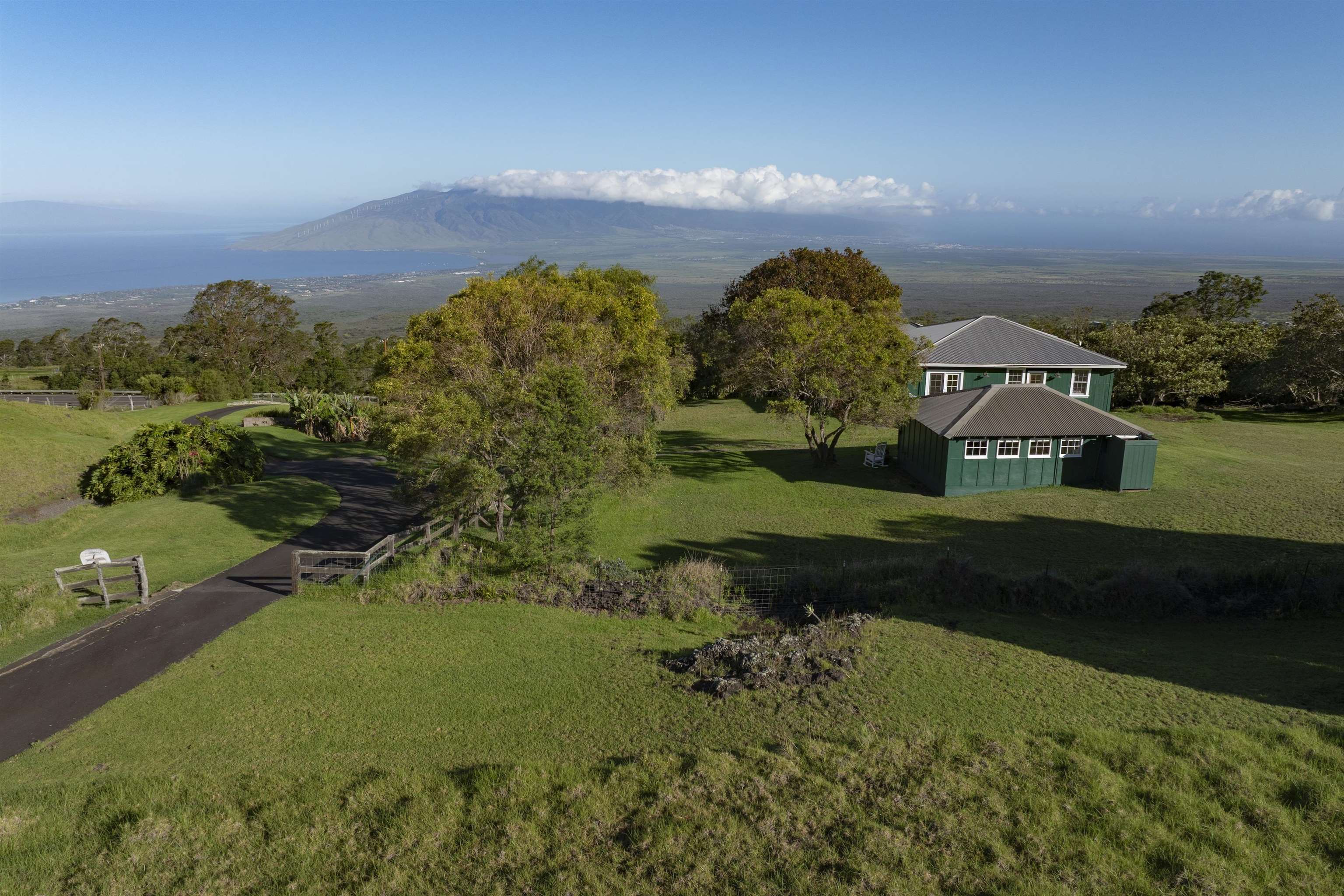 8515  Kula Hwy Keokea, Kula/Ulupalakua/Kanaio home - photo 26 of 44