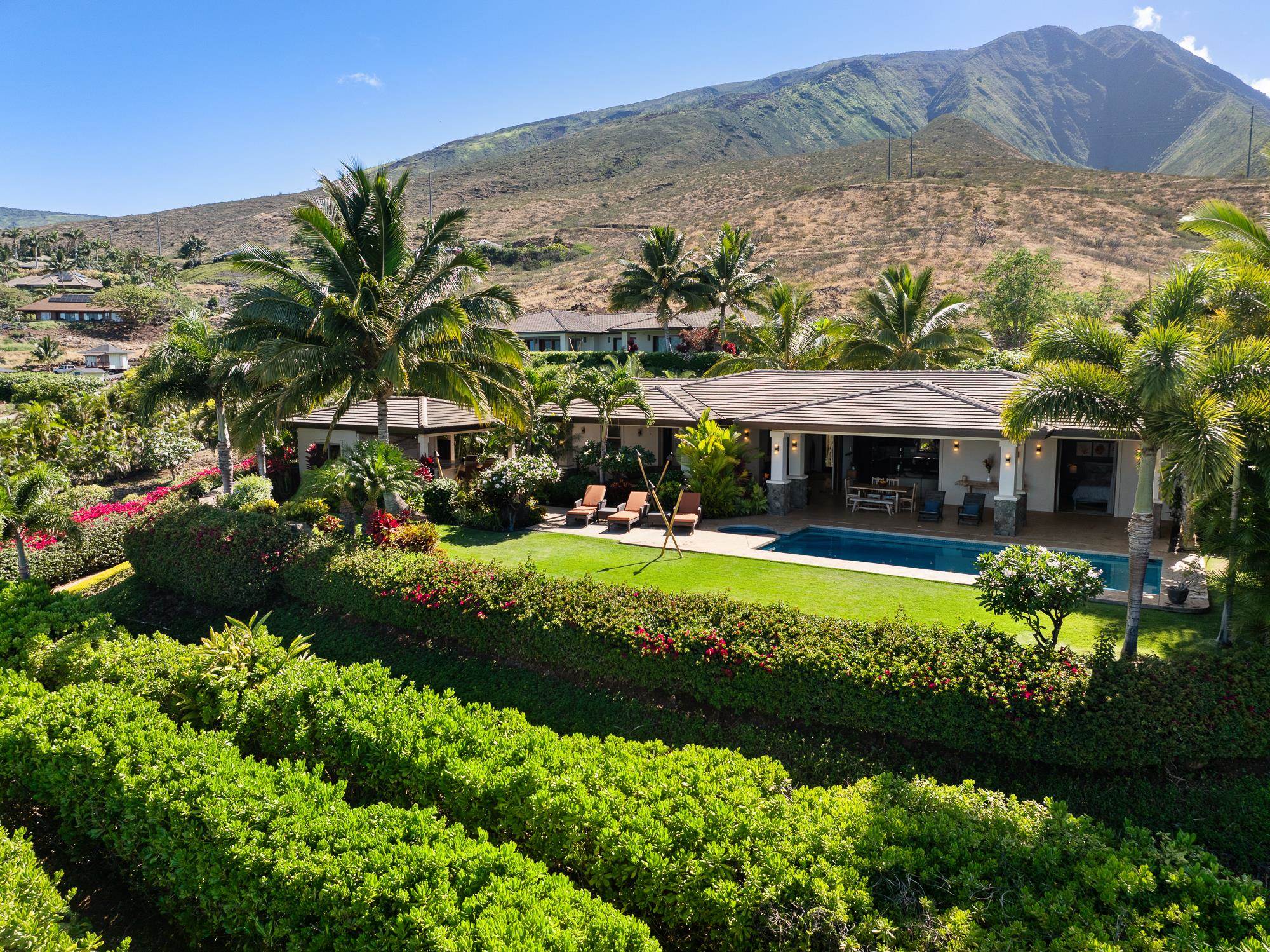 858  Kai Hele Ku St Launiupoko, Lahaina home - photo 17 of 50