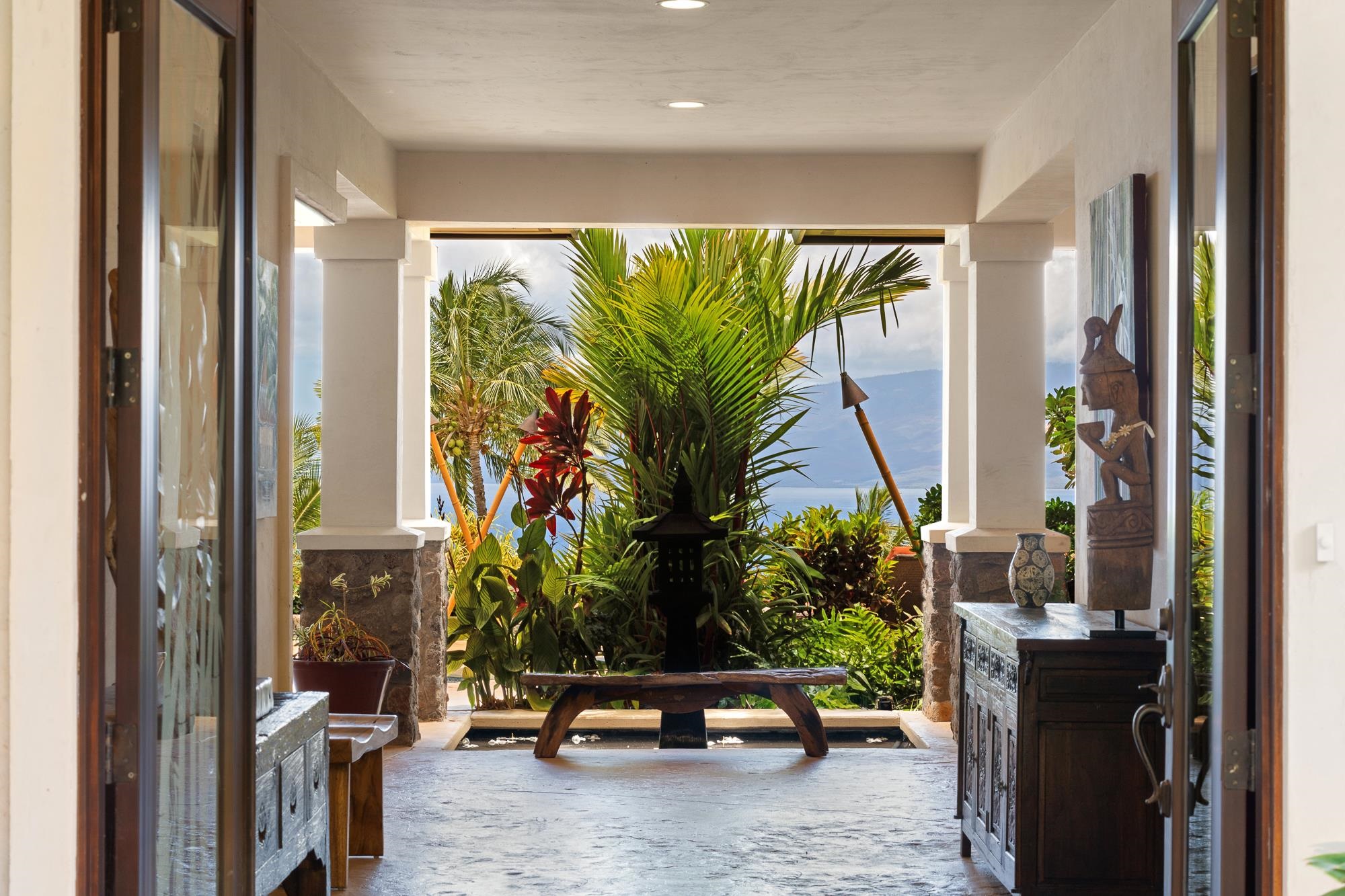 858  Kai Hele Ku St Launiupoko, Lahaina home - photo 9 of 50