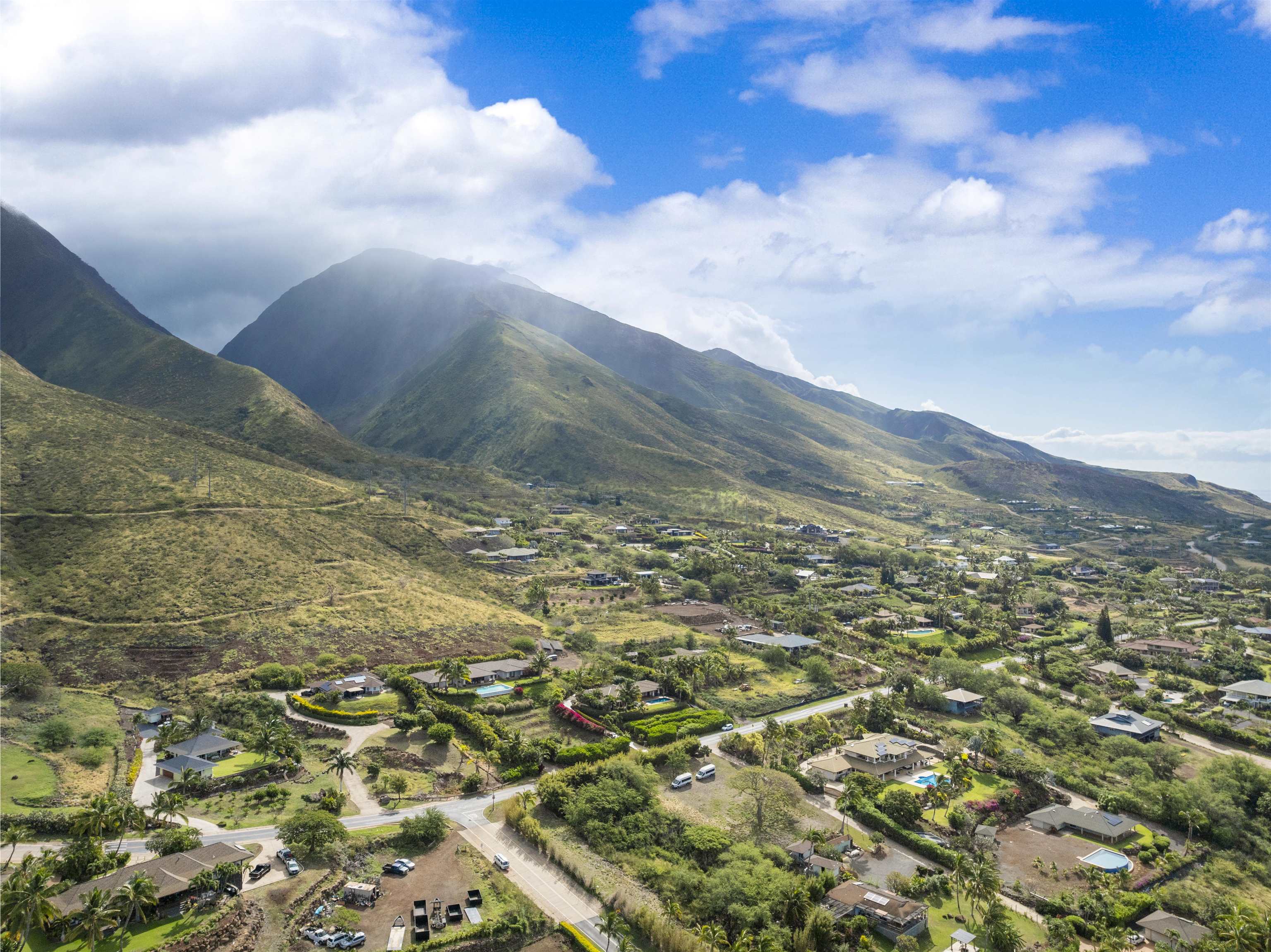859  Kai Hele Ku #a St , Lahaina home - photo 21 of 25