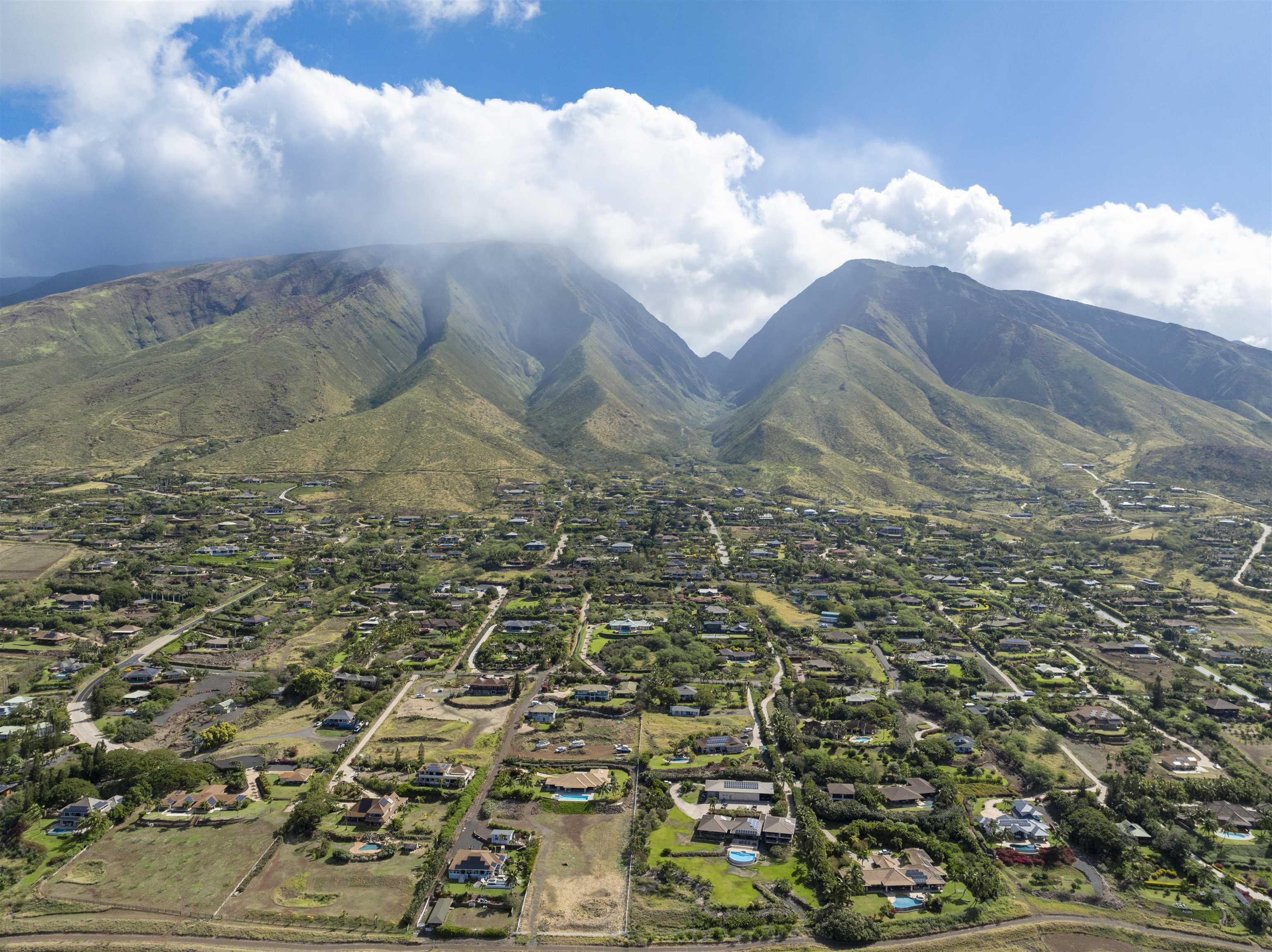 859  Kai Hele Ku #a St , Lahaina home - photo 22 of 25