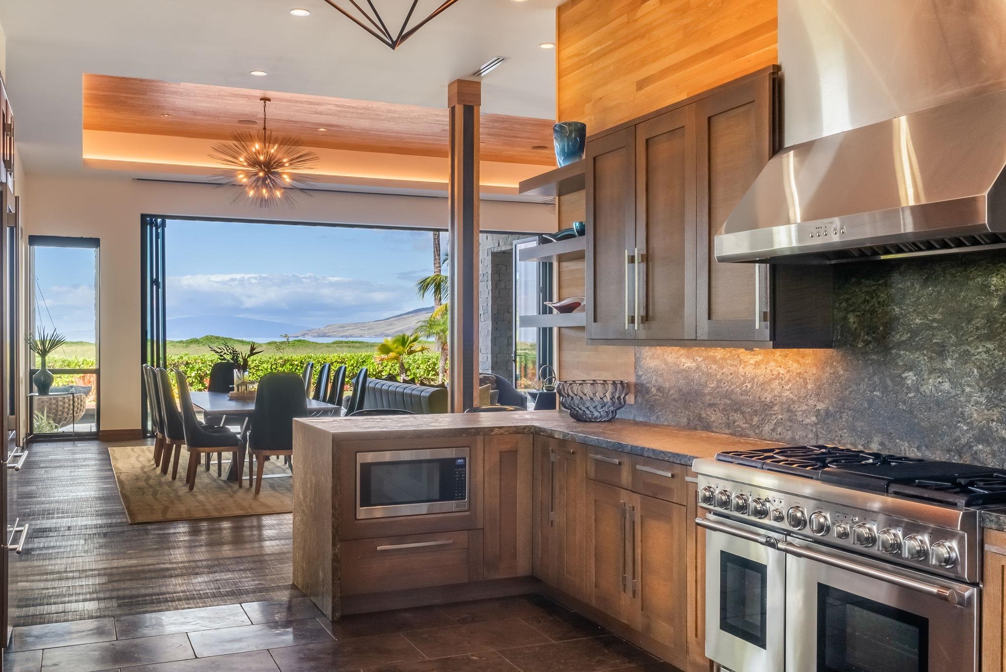 860  Kihei Rd , Kihei home - photo 13 of 50