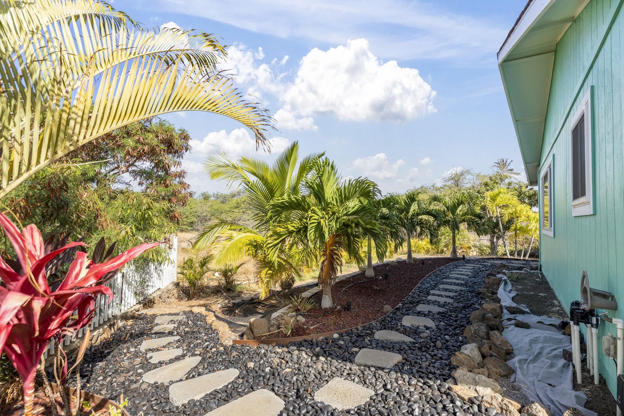 87  Miha Pl Central Kihei, Kihei home - photo 43 of 50