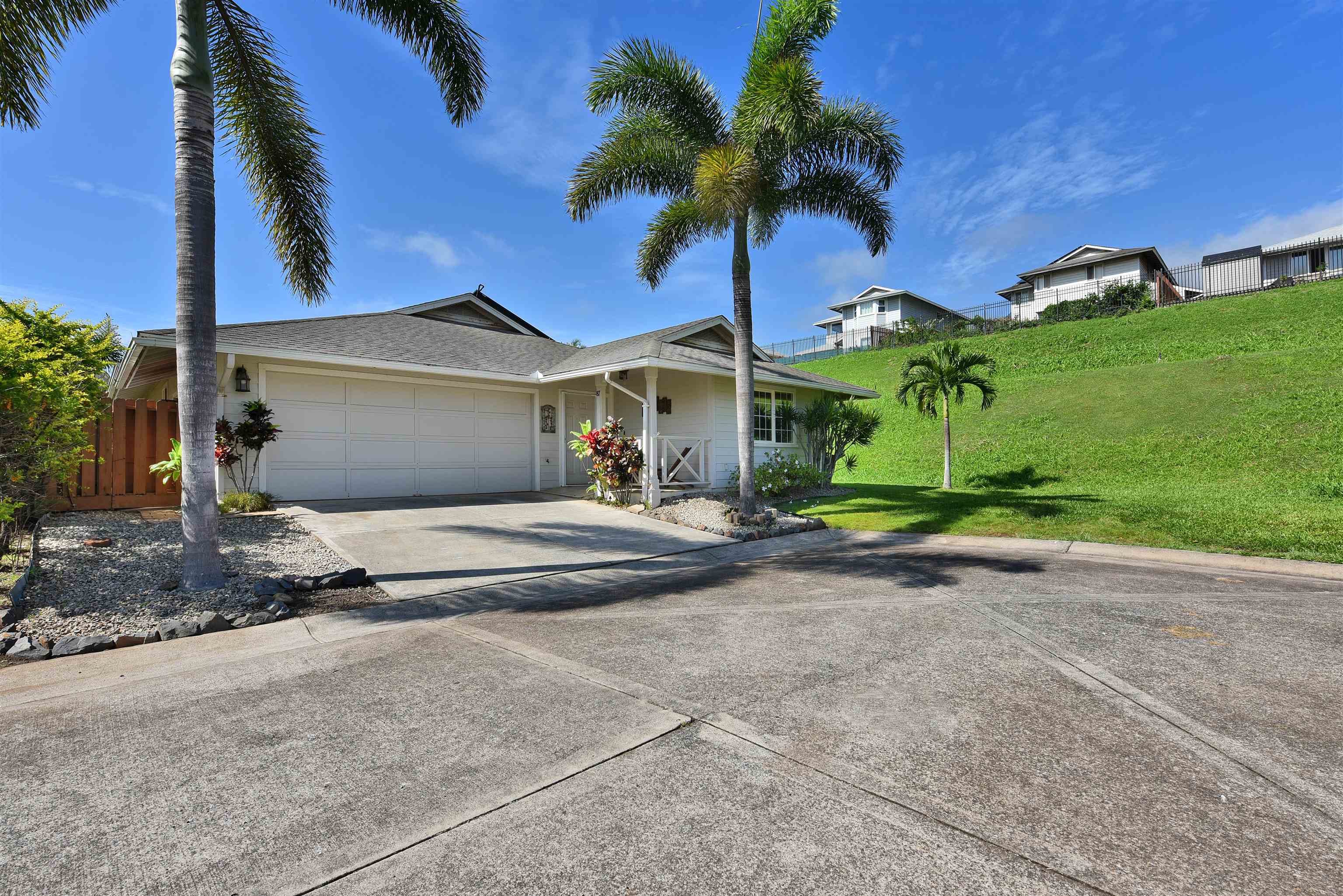 87  Poniu Cir Wailuku, Wailuku home - photo 2 of 50