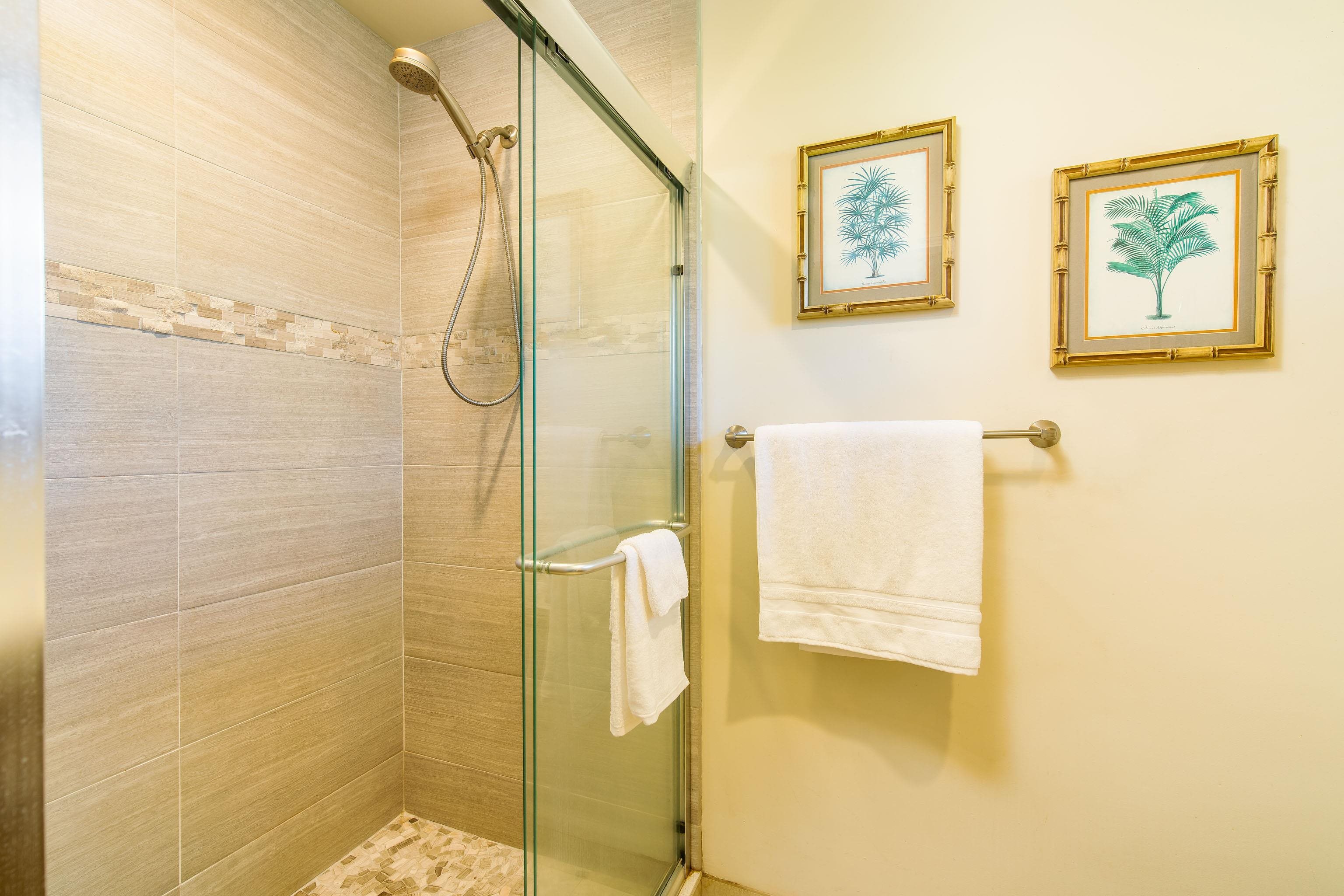 Puamana condo # 87-1, Lahaina, Hawaii - photo 18 of 30