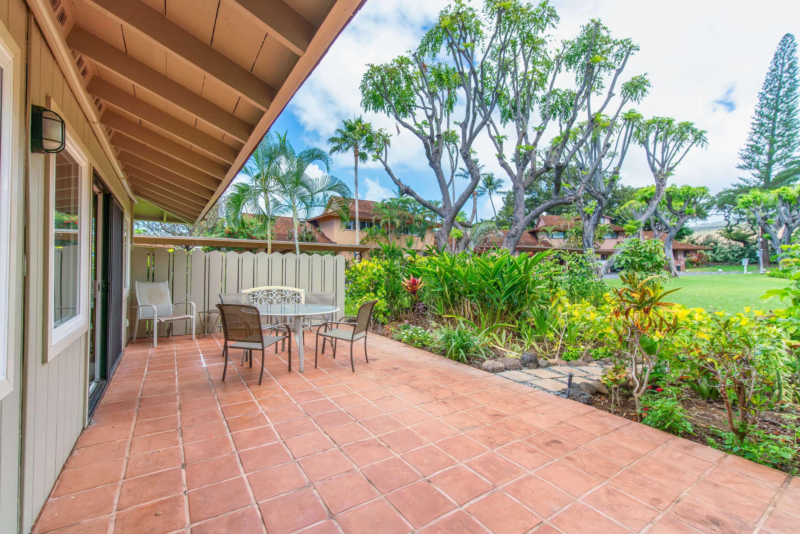 Puamana condo # 87-1, Lahaina, Hawaii - photo 3 of 30