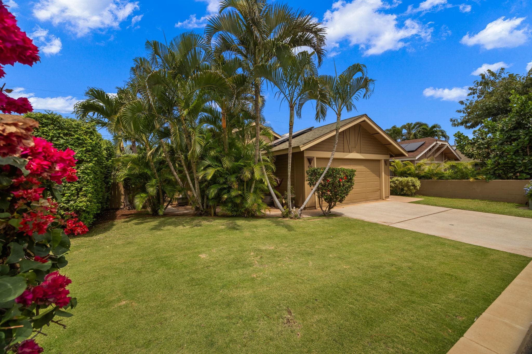 870  Malulani St Piilani Villages, Kihei home - photo 2 of 46