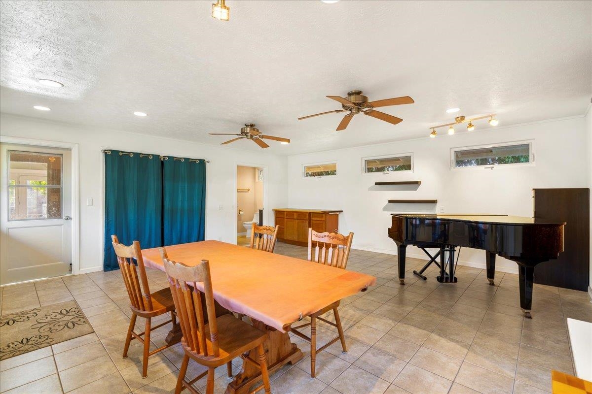 88  Hiwalani Loop Pukalani Golf Course, Pukalani home - photo 25 of 50