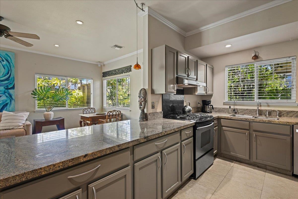 88  Lae St Kuau, Spreckelsville/Paia/Kuau home - photo 4 of 39