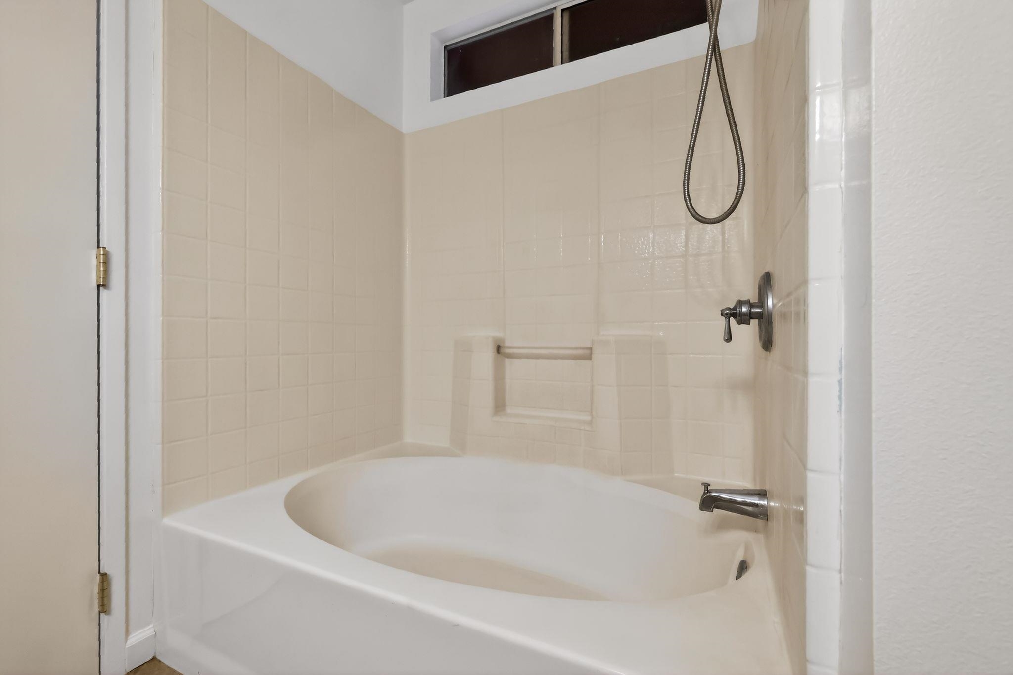 886  Mahealani St , Kihei home - photo 34 of 50