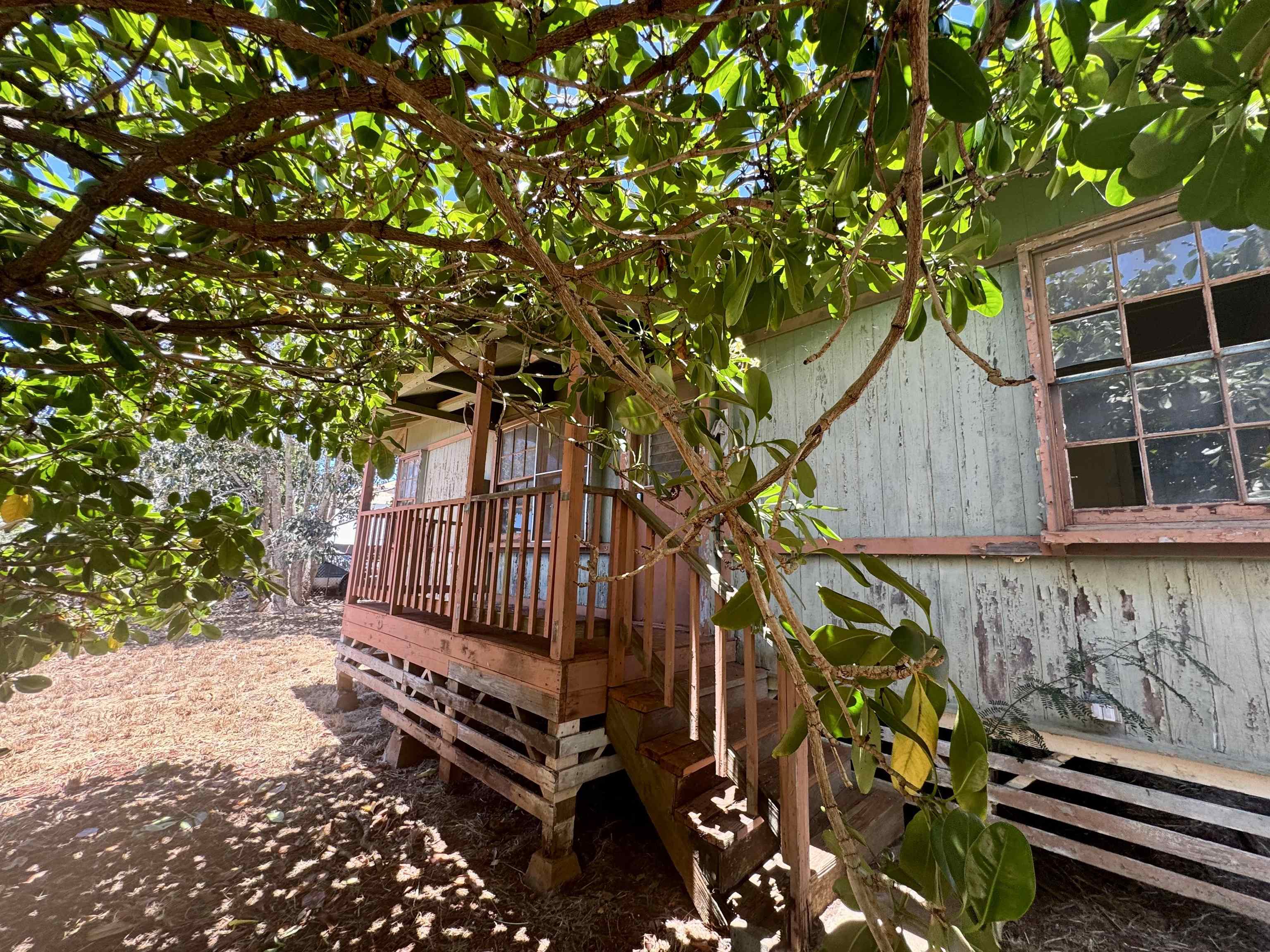 89  Hoaikane St , Molokai home - photo 5 of 28