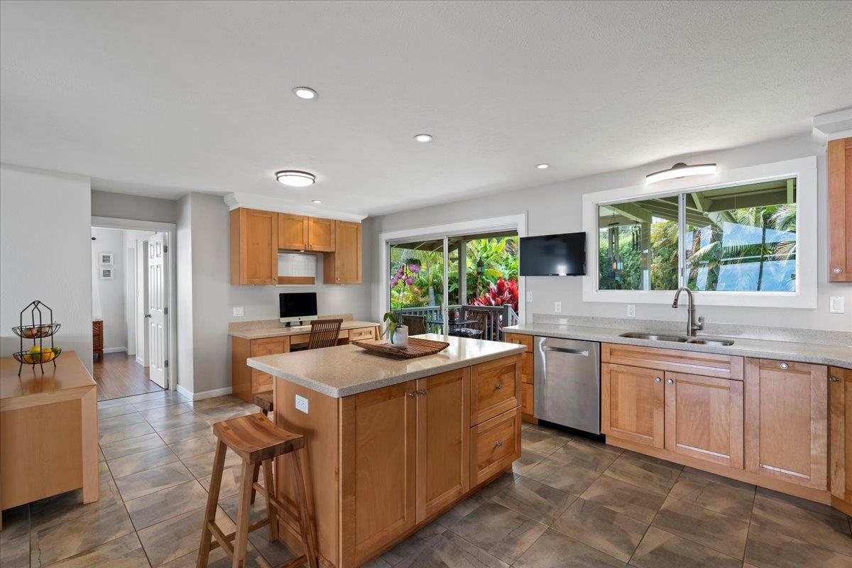 89  Holomakani Dr , Kula/Ulupalakua/Kanaio home - photo 26 of 45