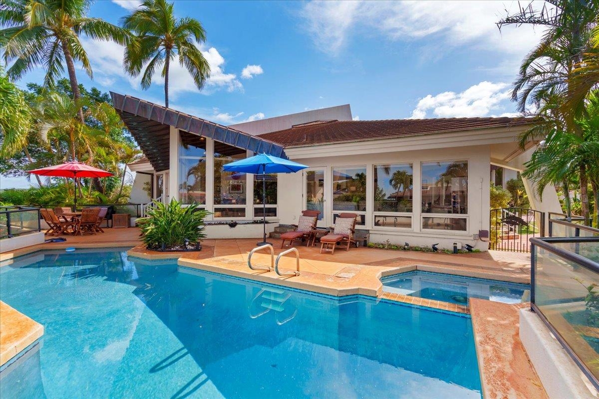 9  Puu Hale St Kaanapali,  home - photo 1 of 44