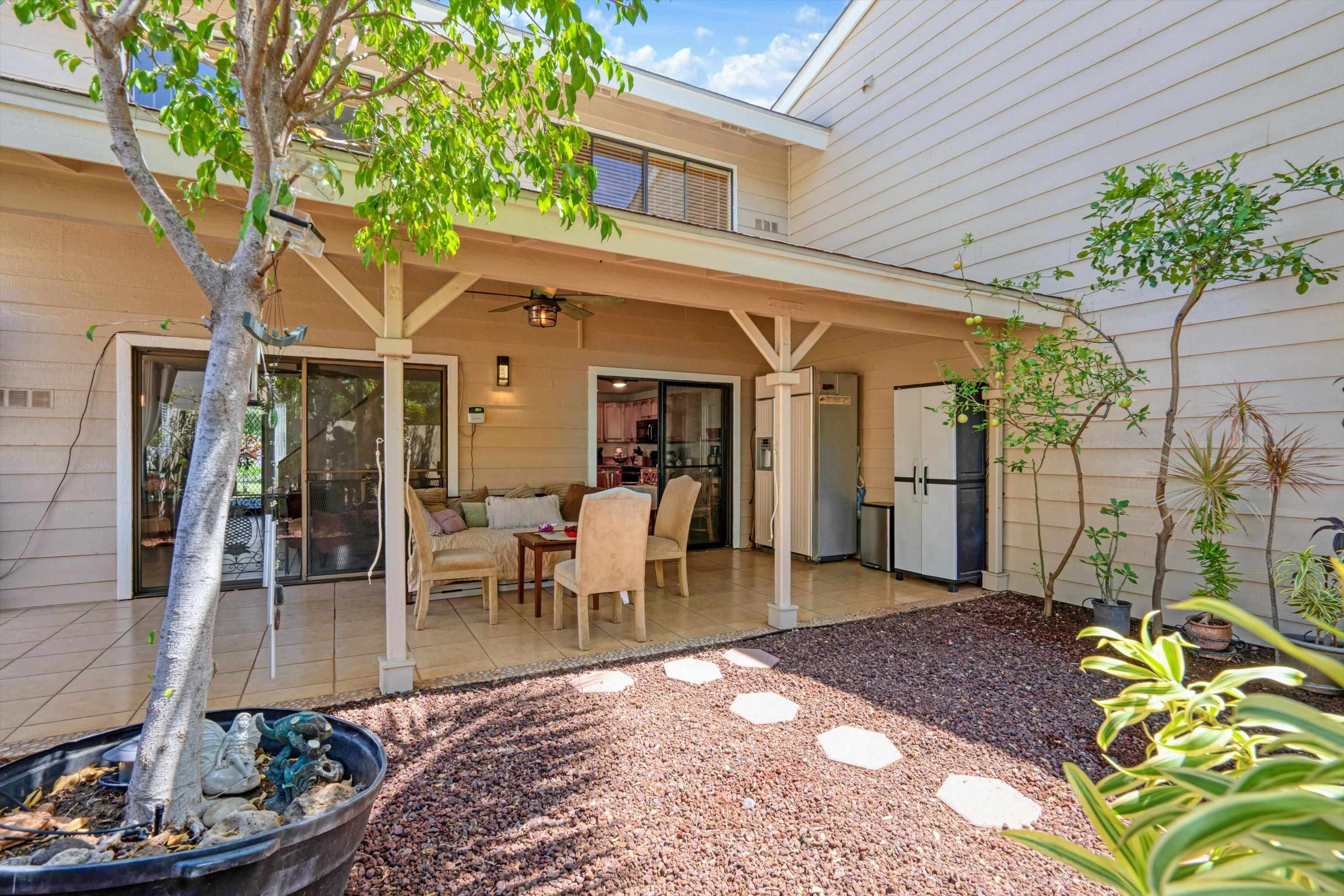 Auhana Kuleana condo # 201, Kihei, Hawaii - photo 3 of 48