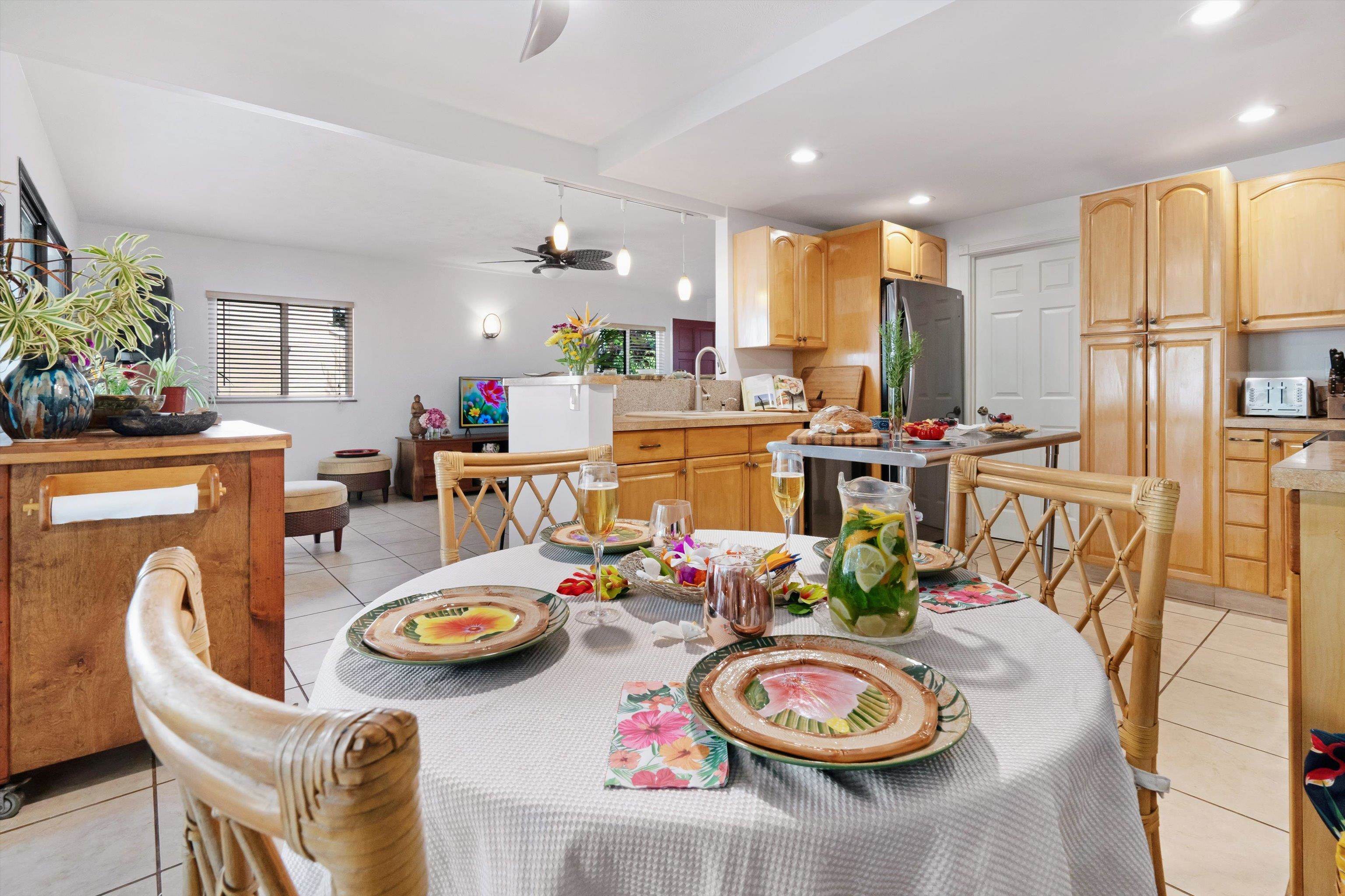 Auhana Kuleana condo # 201, Kihei, Hawaii - photo 4 of 48