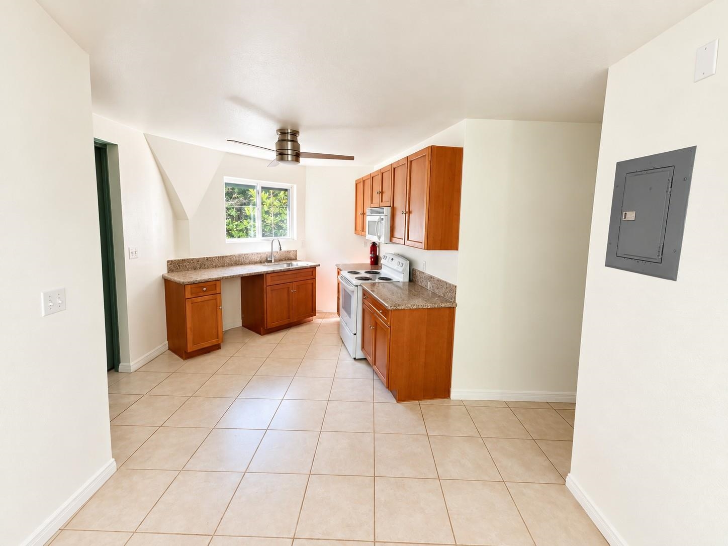 9046  Kamehameha V Hwy , Molokai home - photo 11 of 28