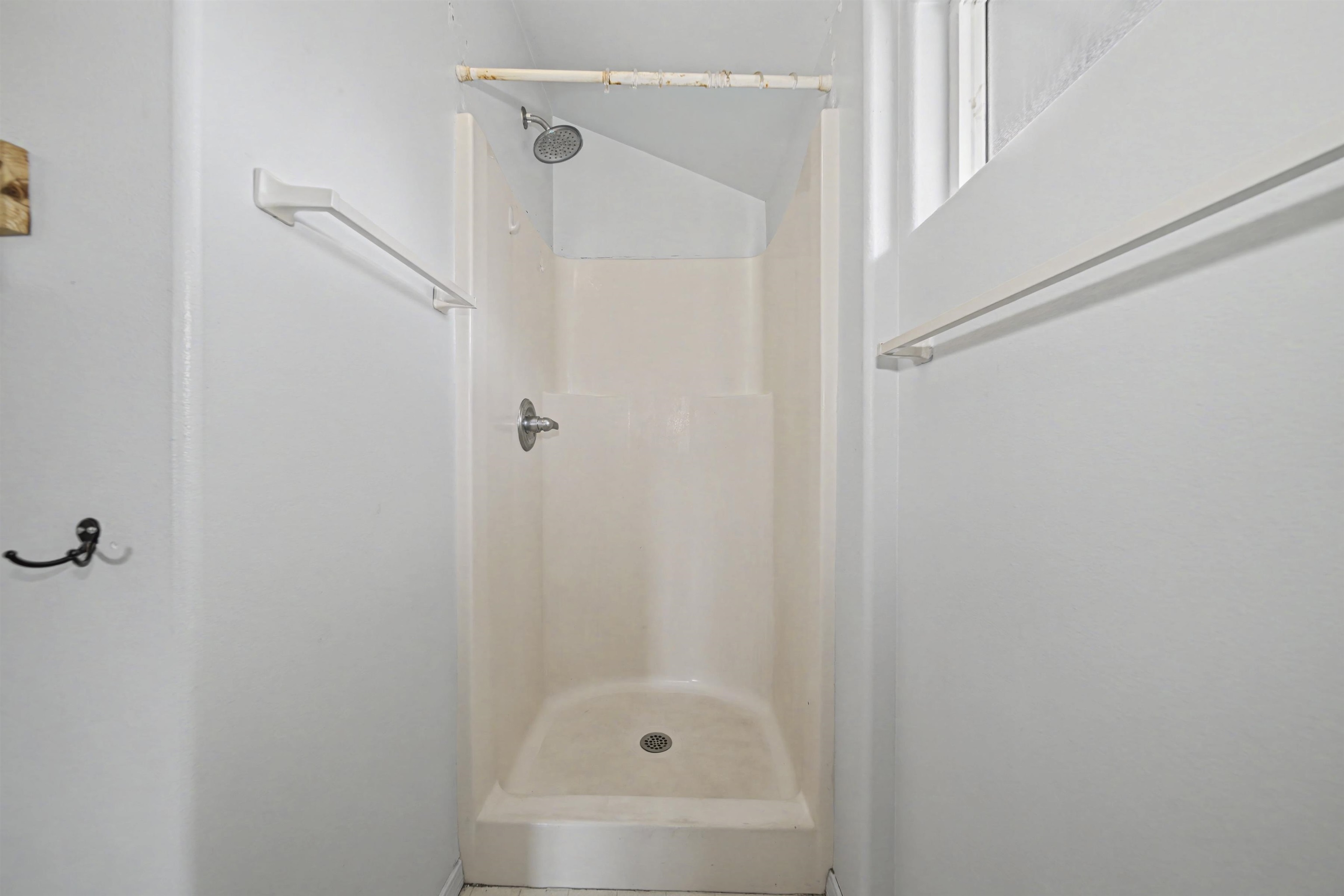 905  Lekeona Loop , Wailuku home - photo 16 of 44