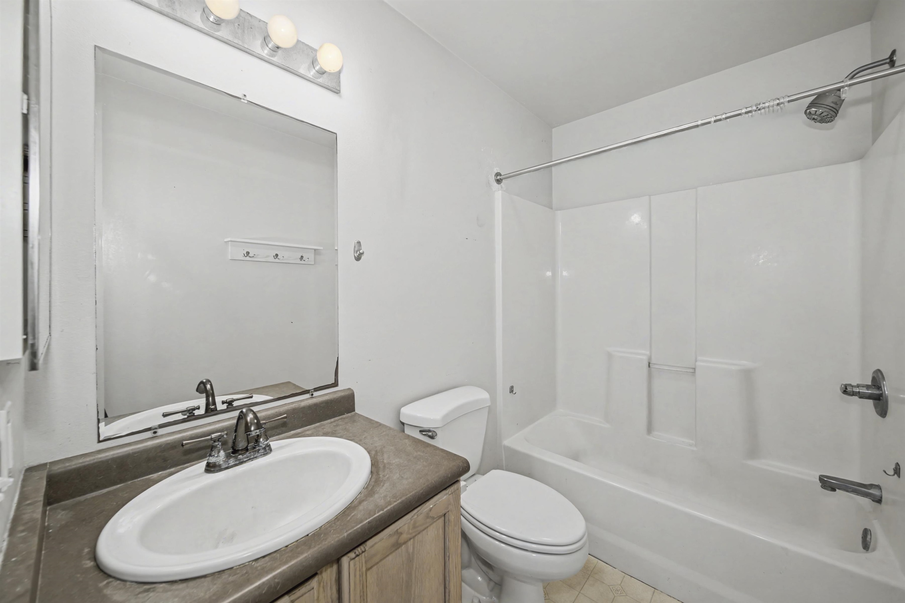 905  Lekeona Loop , Wailuku home - photo 20 of 44