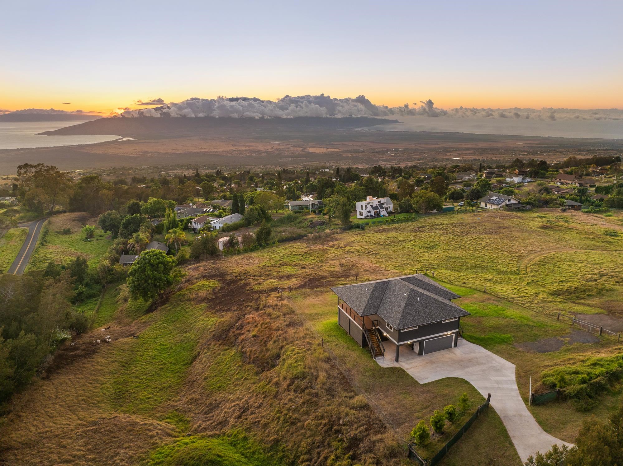 909  Copp Rd Kula, Kula/Ulupalakua/Kanaio home - photo 41 of 48