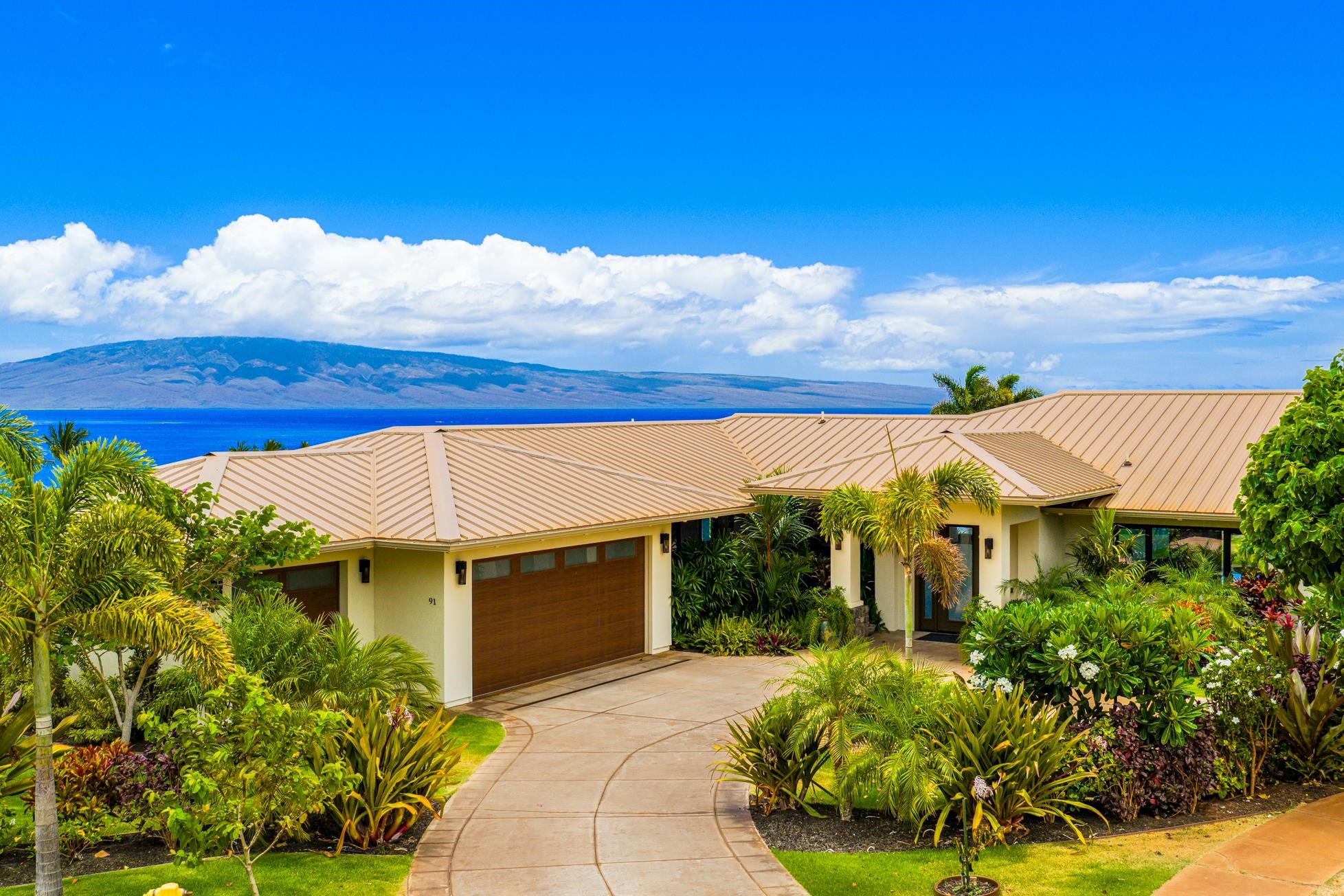 91  Lewa Lani Pl Kaanapali Resort, Kaanapali home - photo 2 of 47