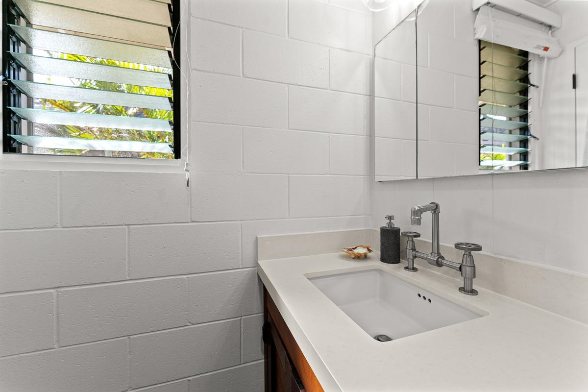 911  Lekeona Loop , Wailuku home - photo 27 of 46