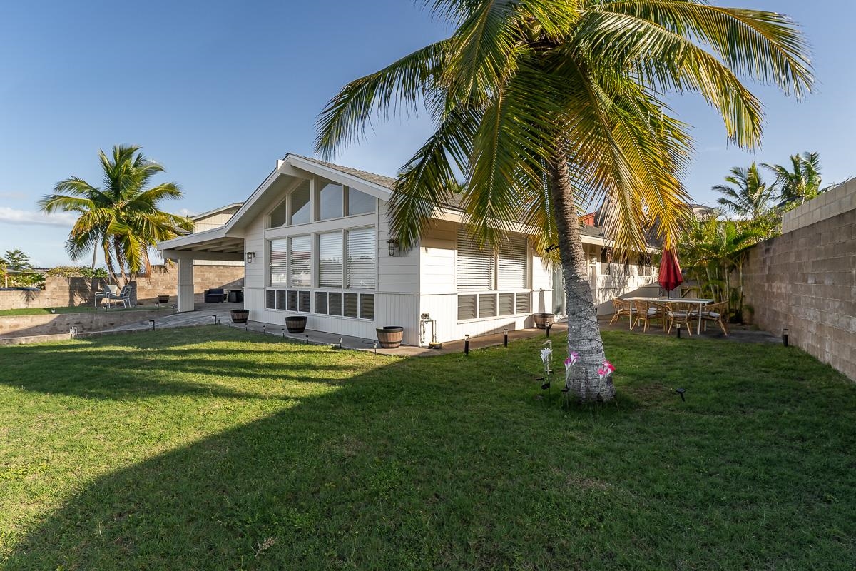 911  Lekeona Loop , Wailuku home - photo 41 of 46