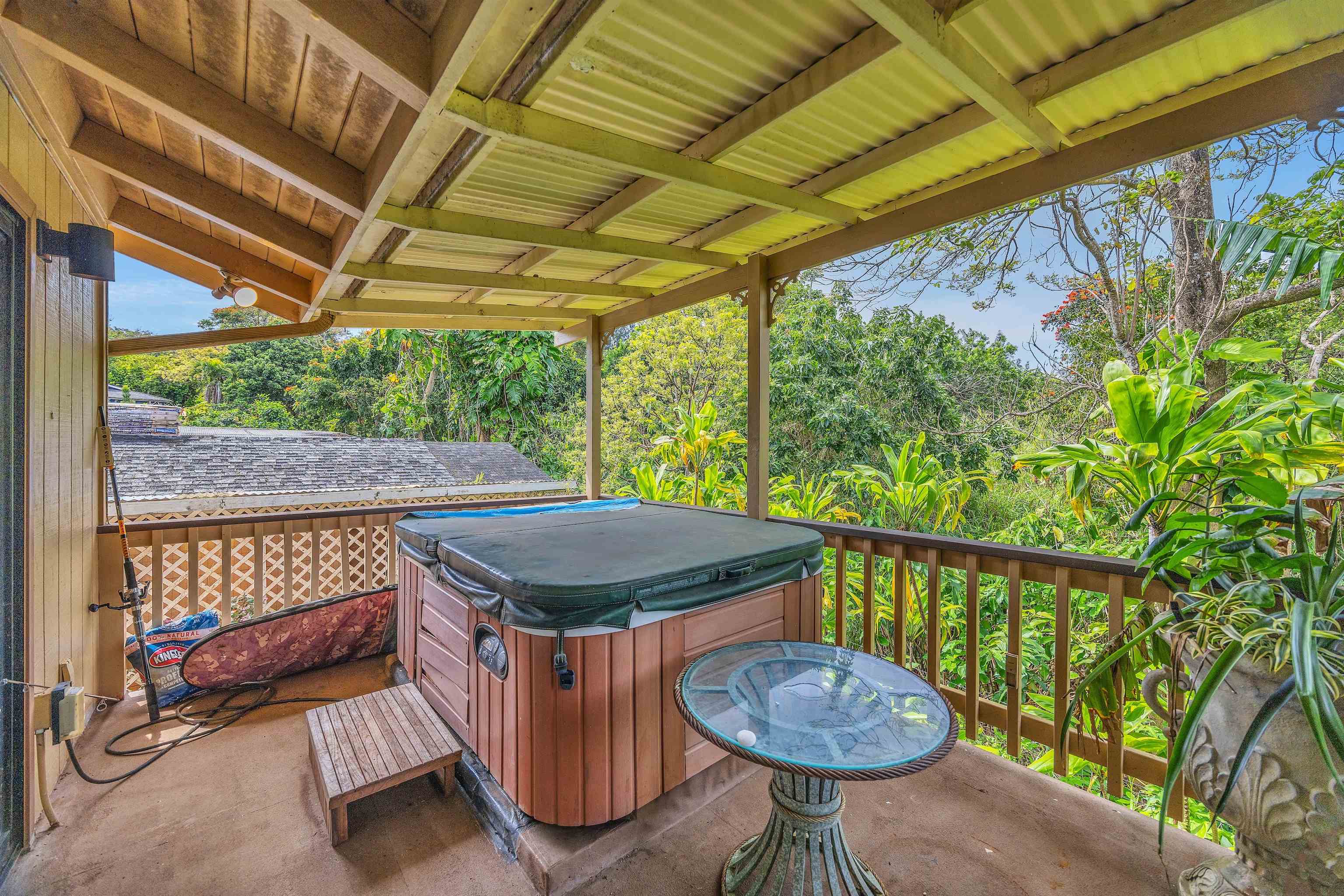 925  Kaupakalua Rd , Haiku home - photo 20 of 50