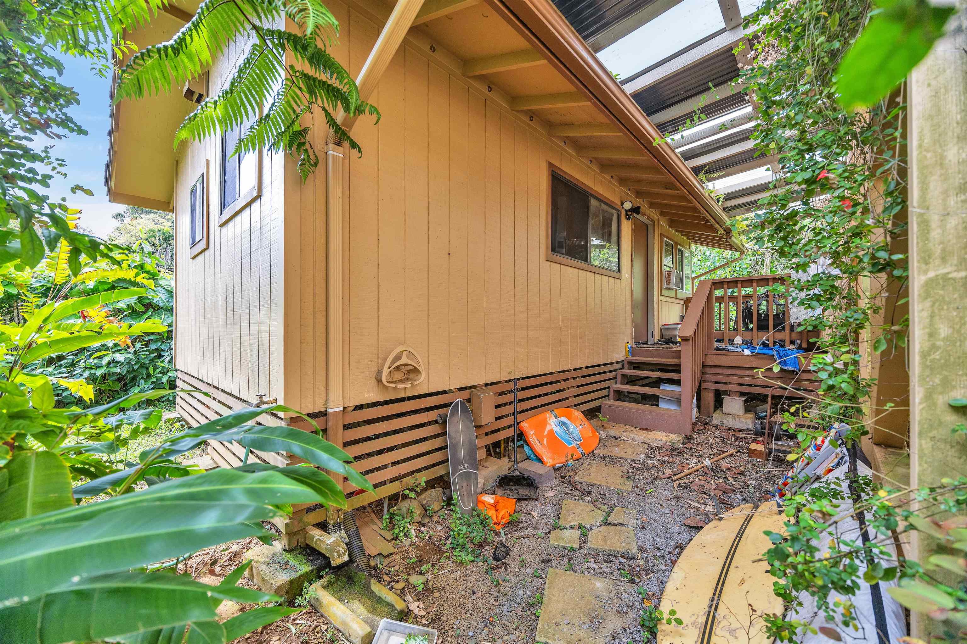 925  Kaupakalua Rd , Haiku home - photo 42 of 50