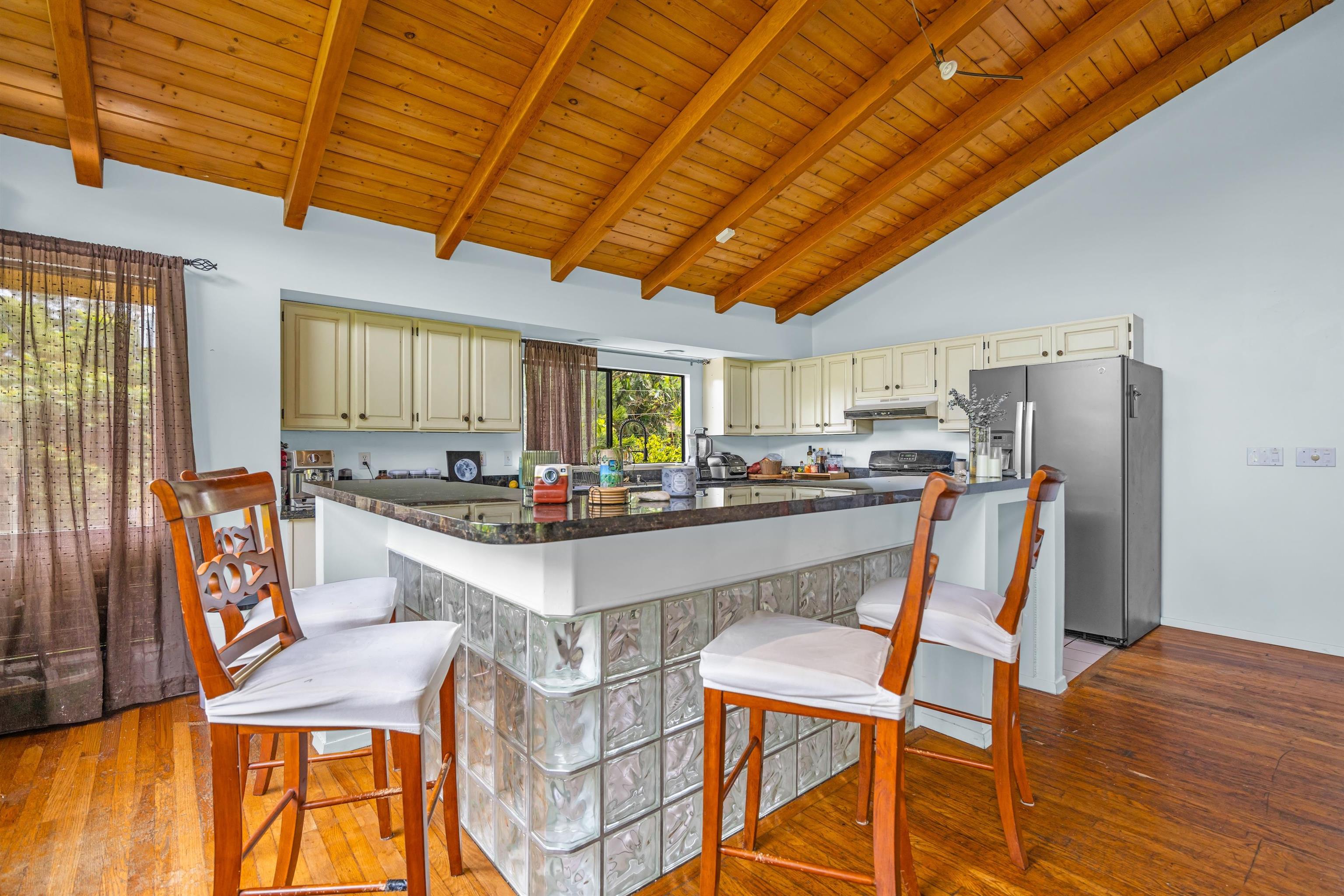 925  Kaupakalua Rd , Haiku home - photo 10 of 50