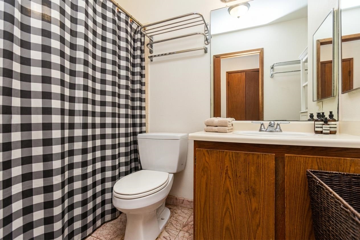 925  Kuhio Pl , Wailuku home - photo 15 of 23