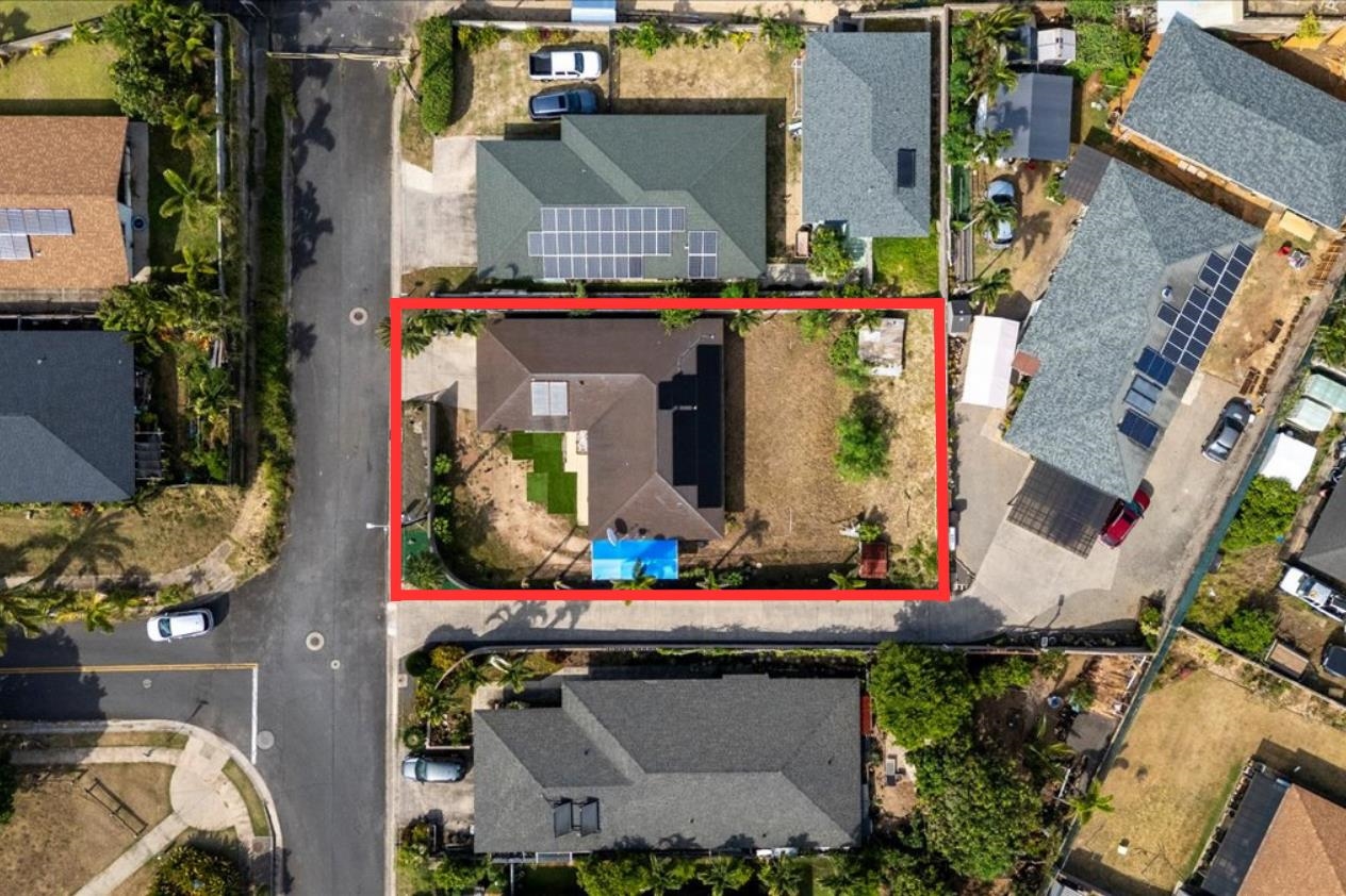 925  Kuhio Pl , Wailuku home - photo 19 of 23