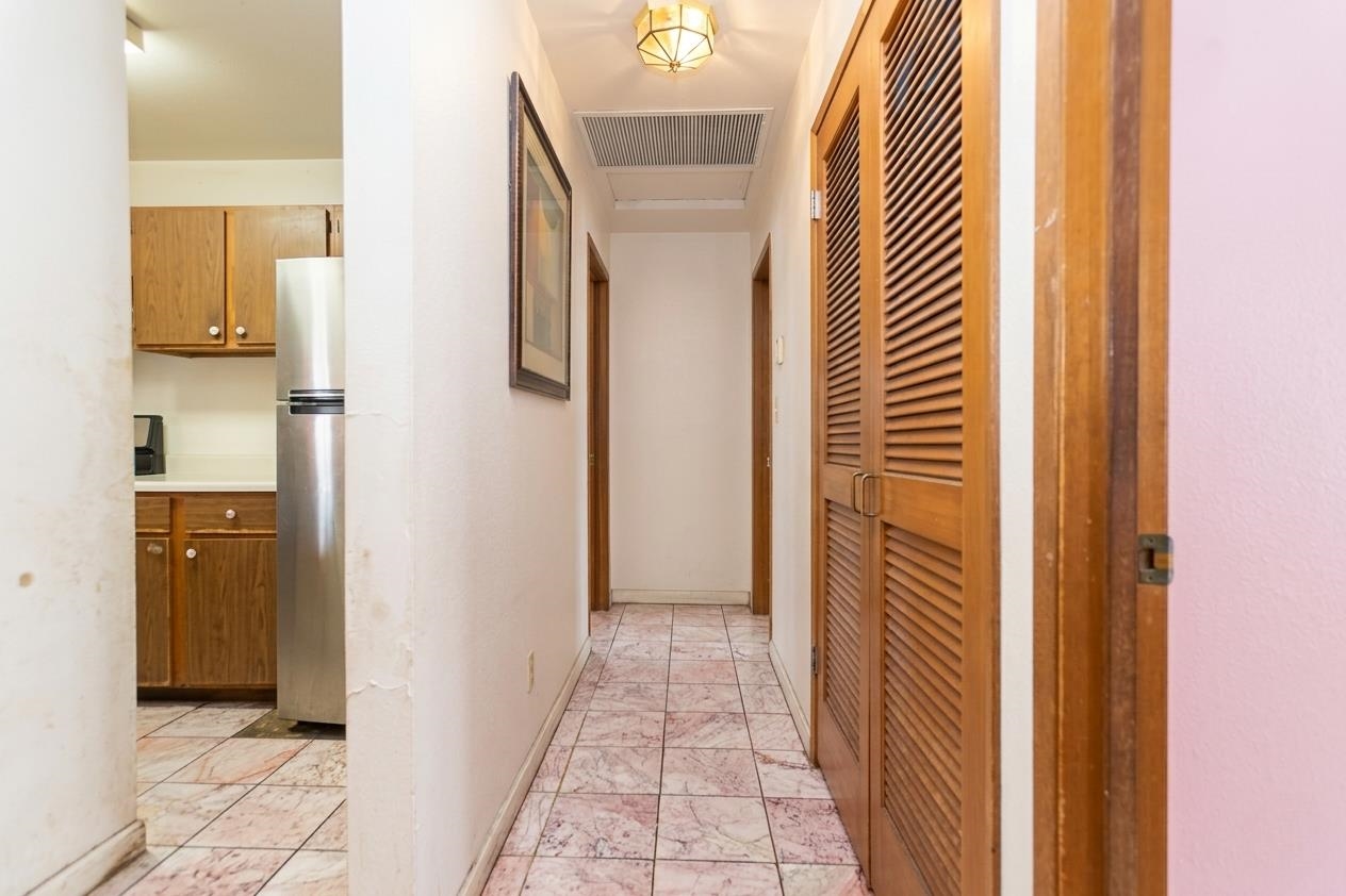 925  Kuhio Pl , Wailuku home - photo 10 of 23