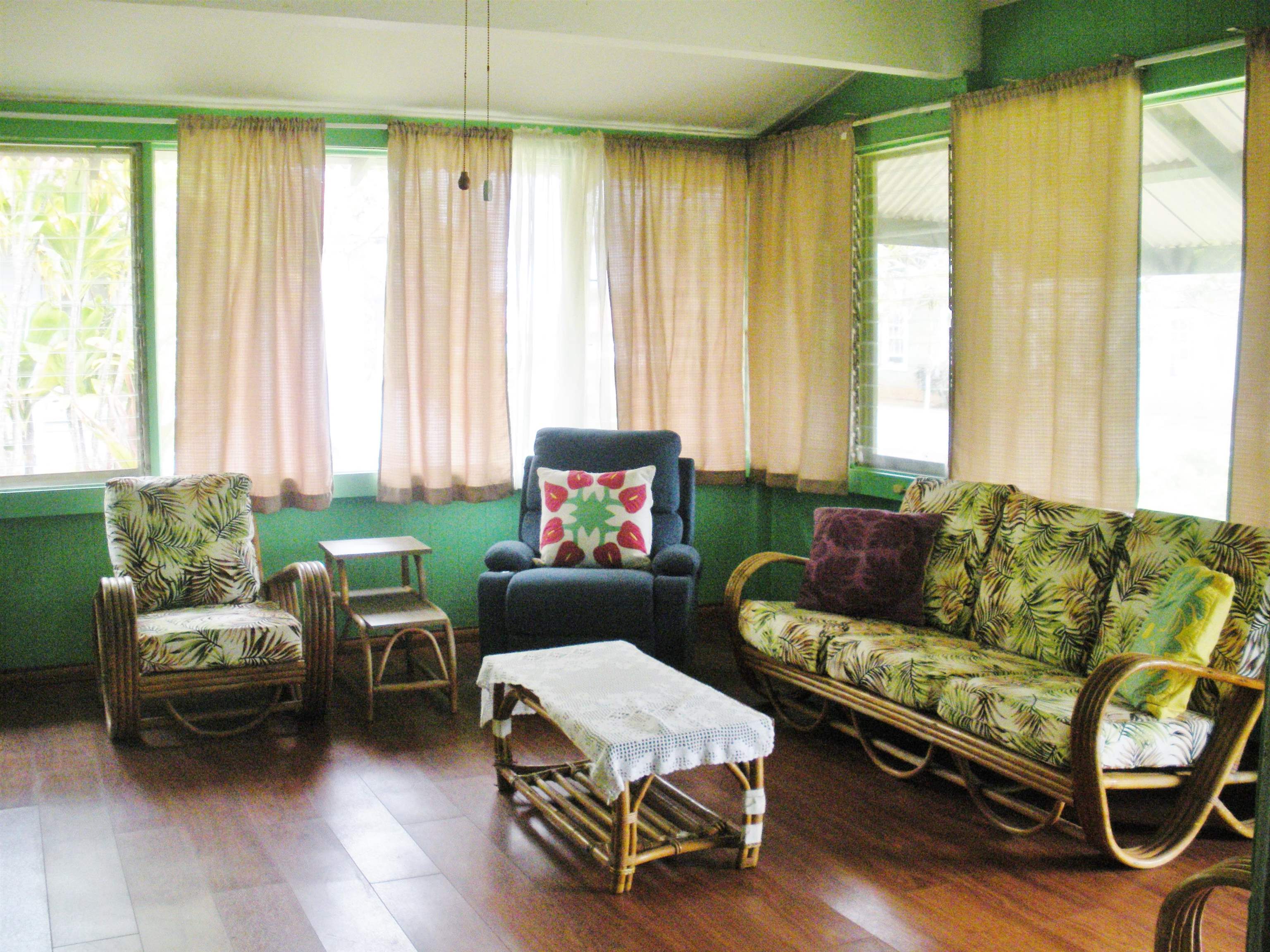 928  Lanai Ave , Lanai home - photo 5 of 17