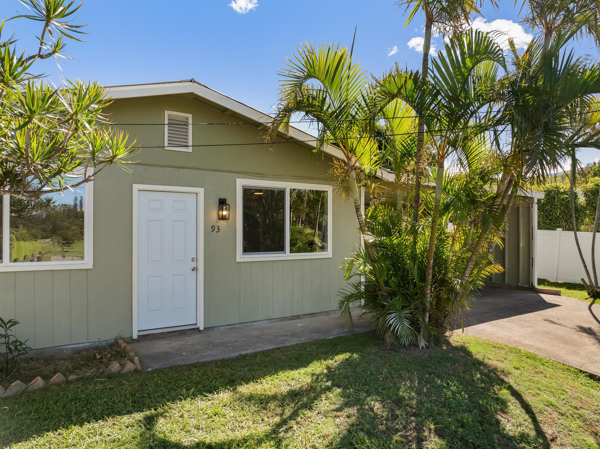 93  Kealaloa Ave , Makawao/Olinda/Haliimaile home - photo 2 of 27