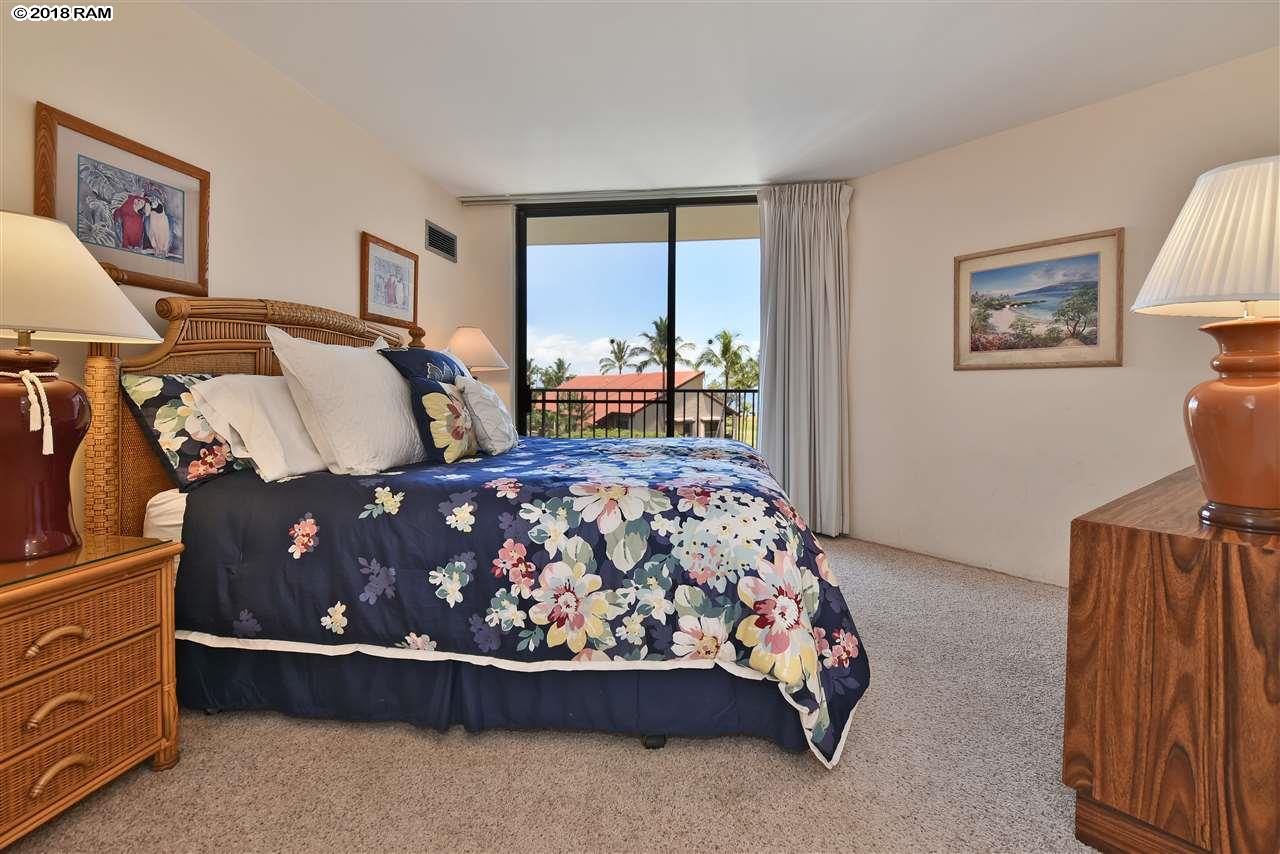 Kauhale Makai condo # 525, Kihei, Hawaii - photo 2 of 30