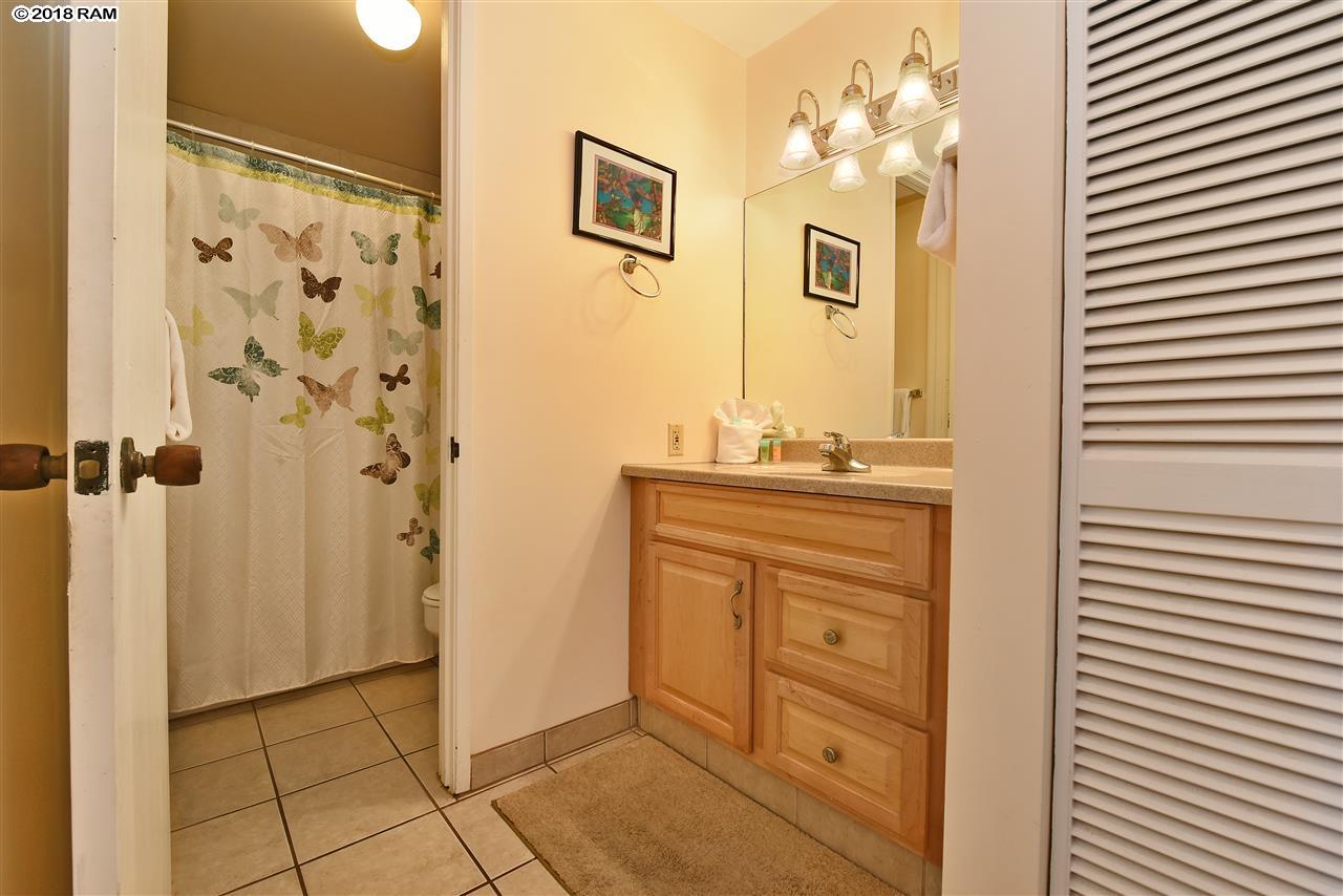 Kauhale Makai condo # 525, Kihei, Hawaii - photo 13 of 30